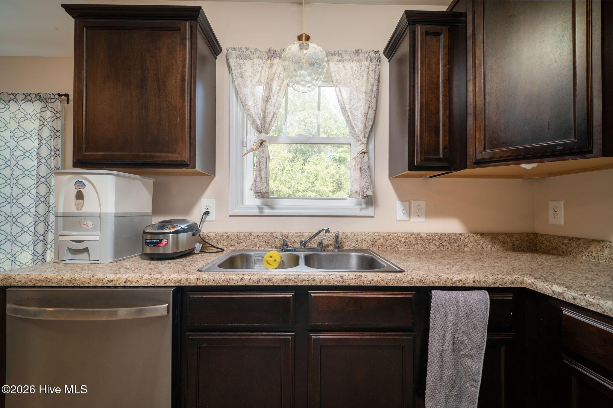 105 Worvin Lane Property Photo 15