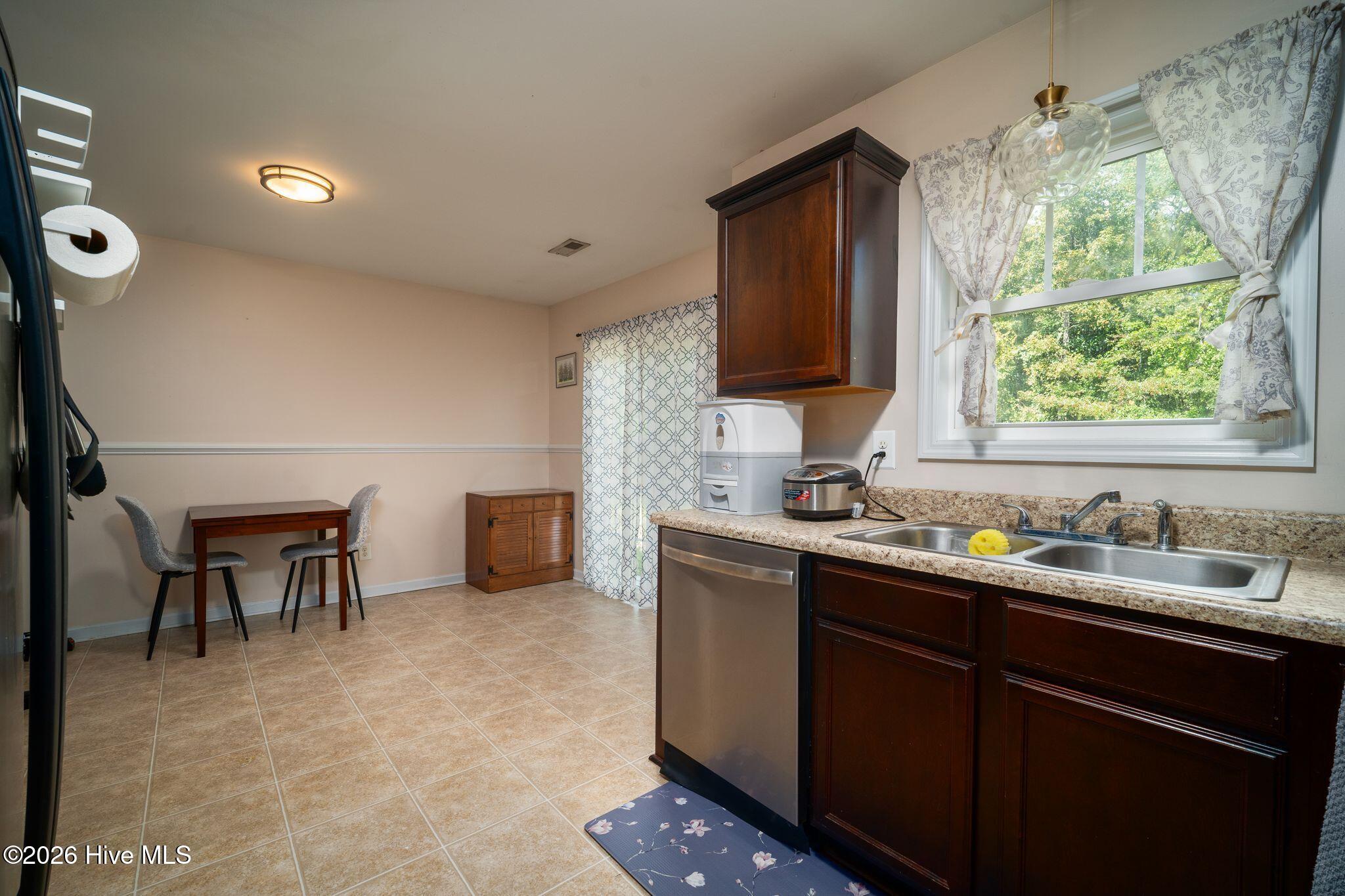 105 Worvin Lane Property Photo 17