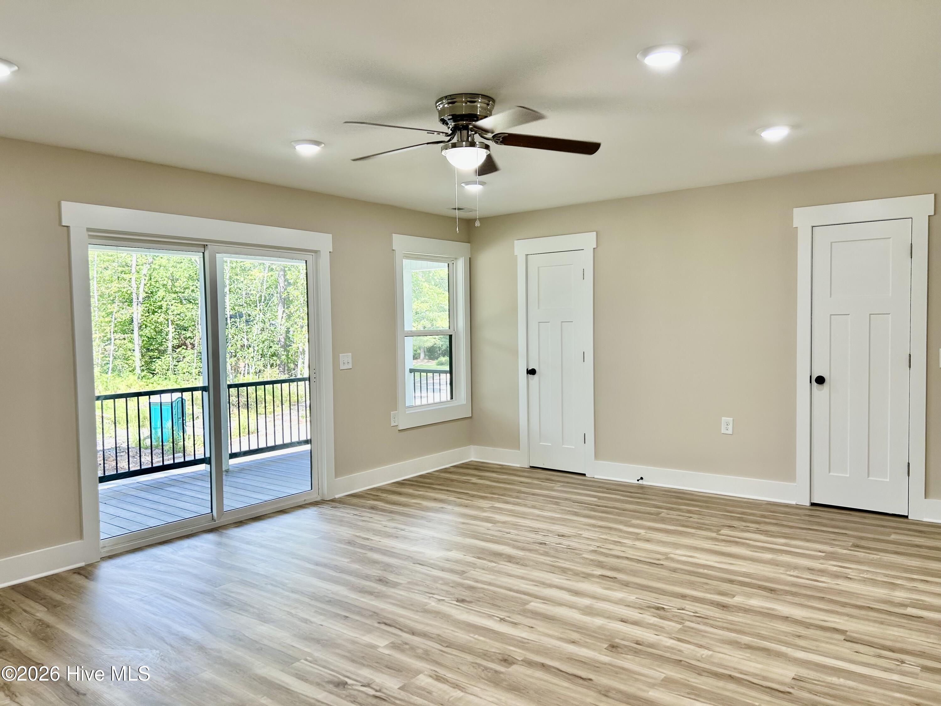 1007 Heather Lane Property Photo 13