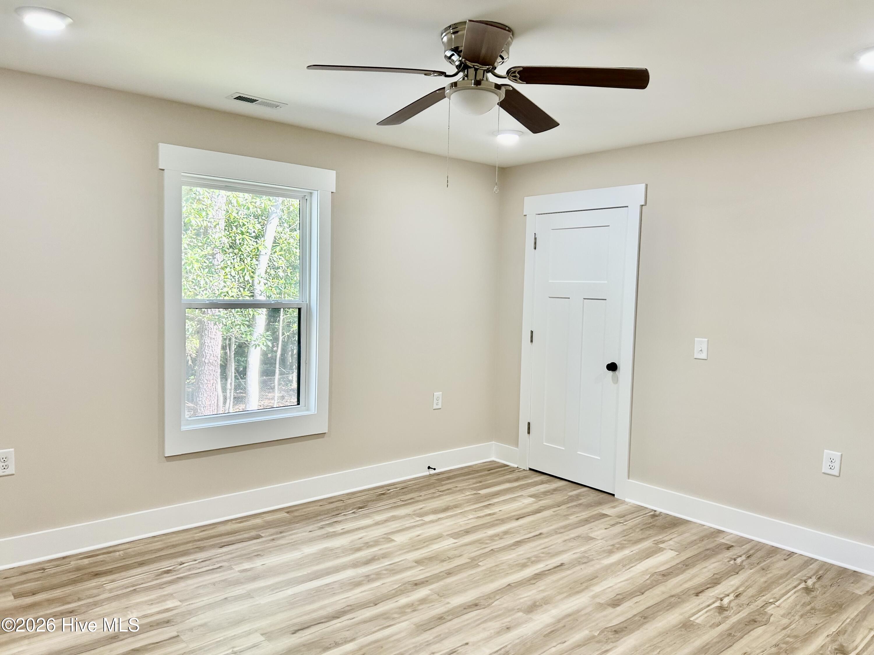 1007 Heather Lane Property Photo 19