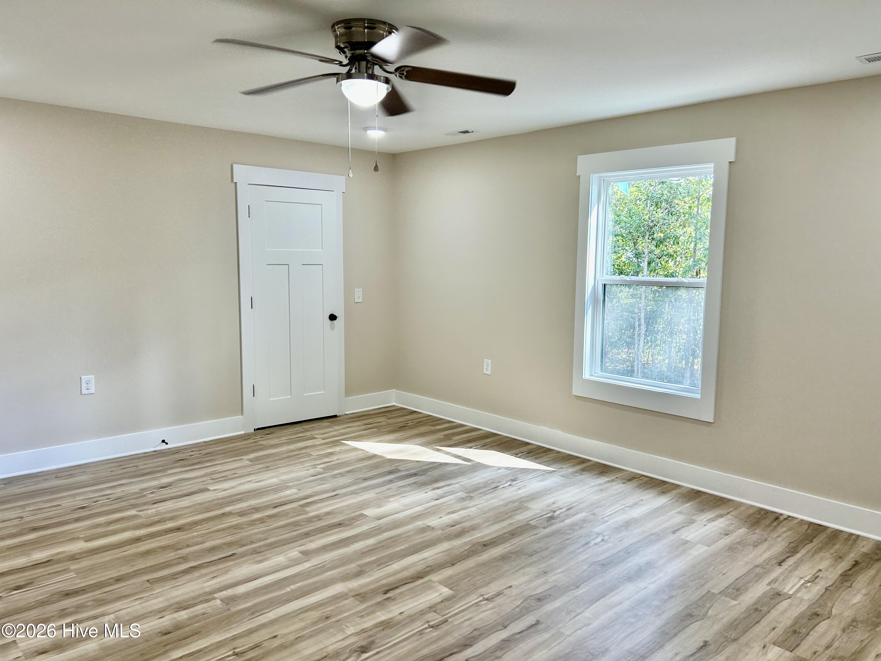 1007 Heather Lane Property Photo 20