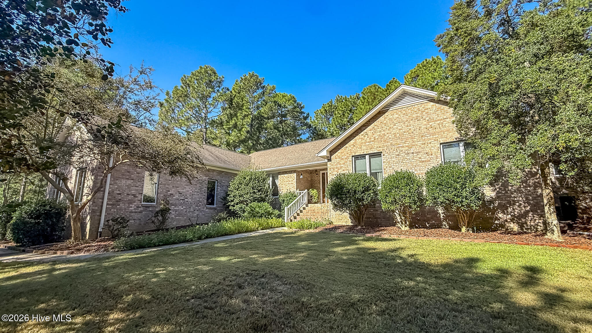 186 James Drive Property Photo 2