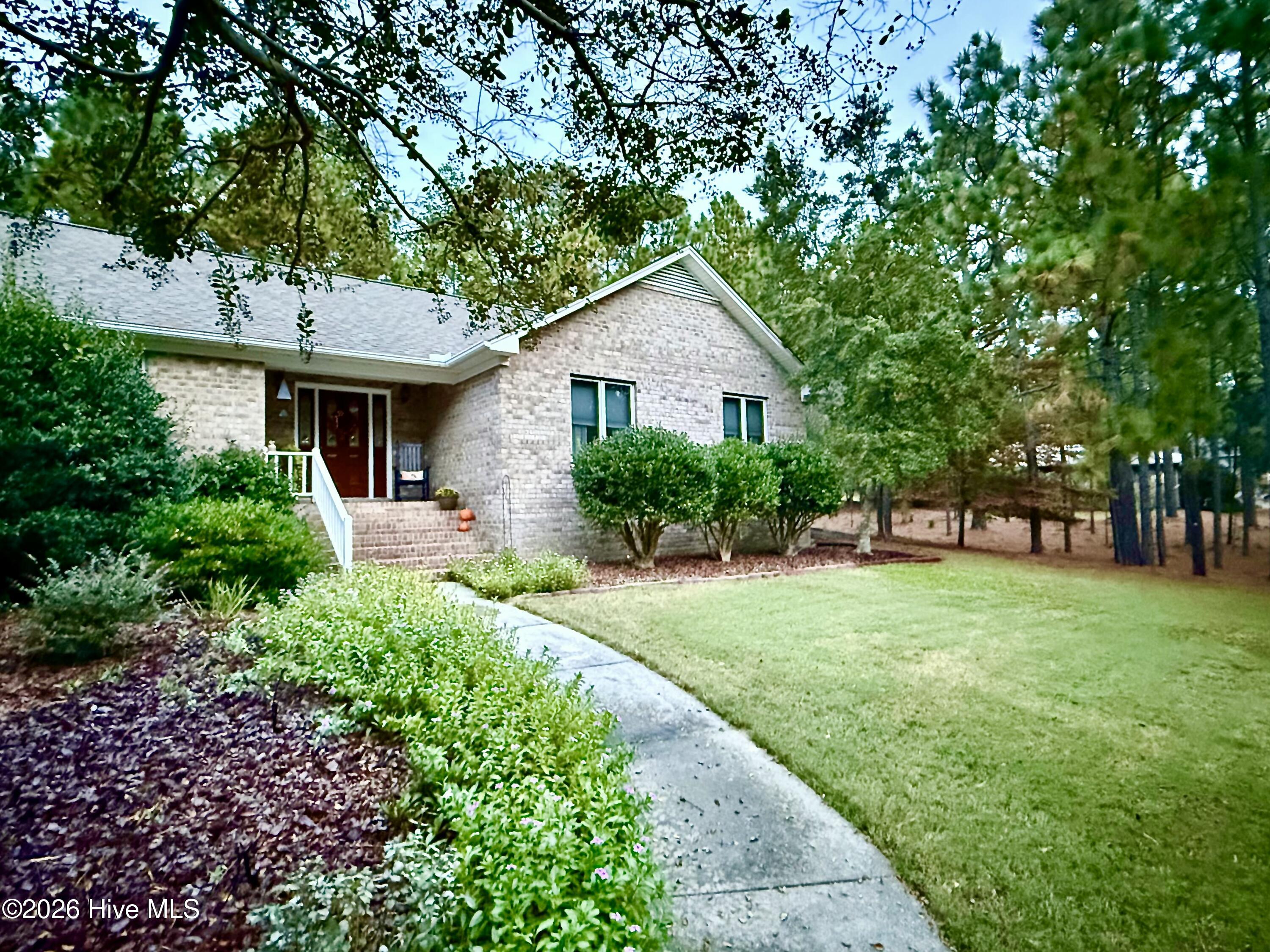186 James Drive Property Photo 2
