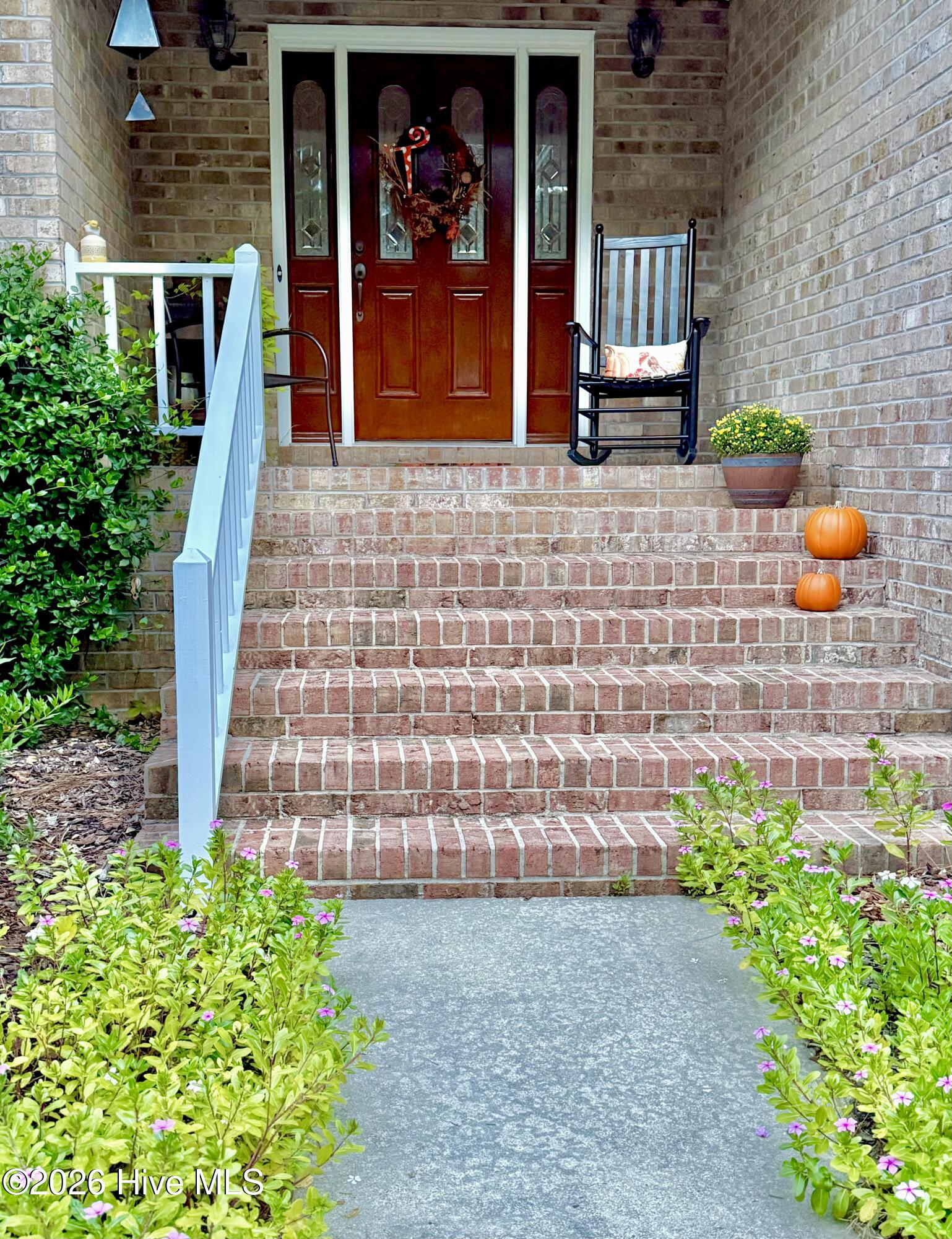 186 James Drive Property Photo 3