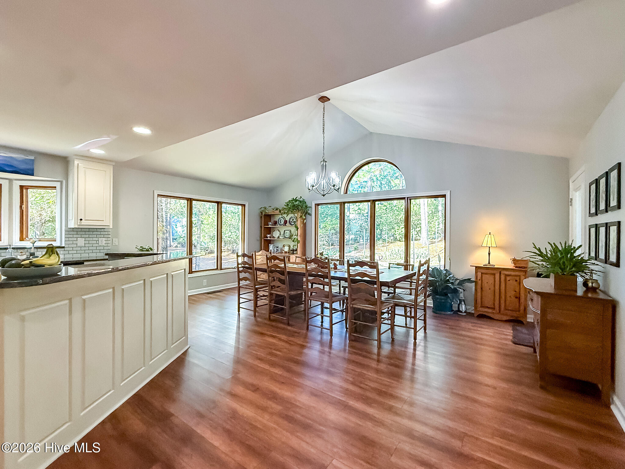 186 James Drive Property Photo 18