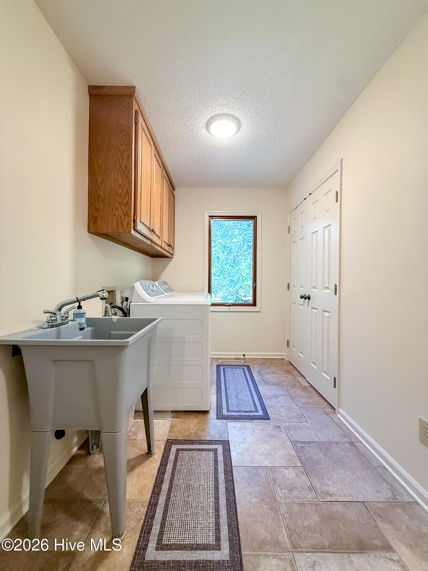 186 James Drive Property Photo 66