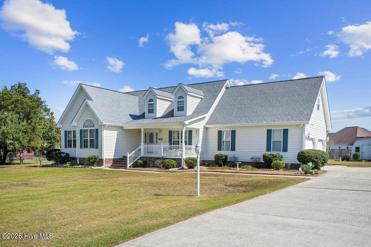 117 Clay Brook Drive Property Photo 4