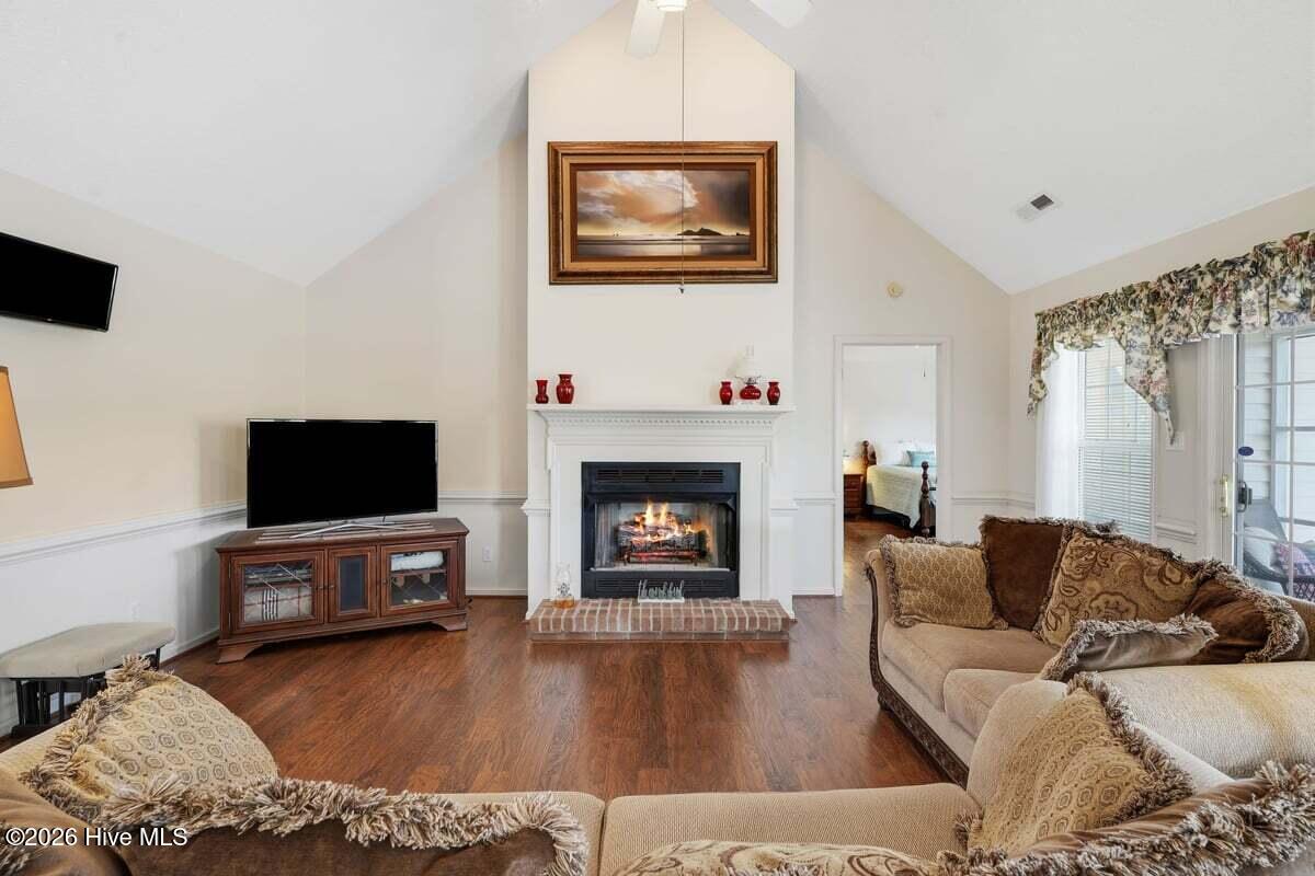117 Clay Brook Drive Property Photo 16