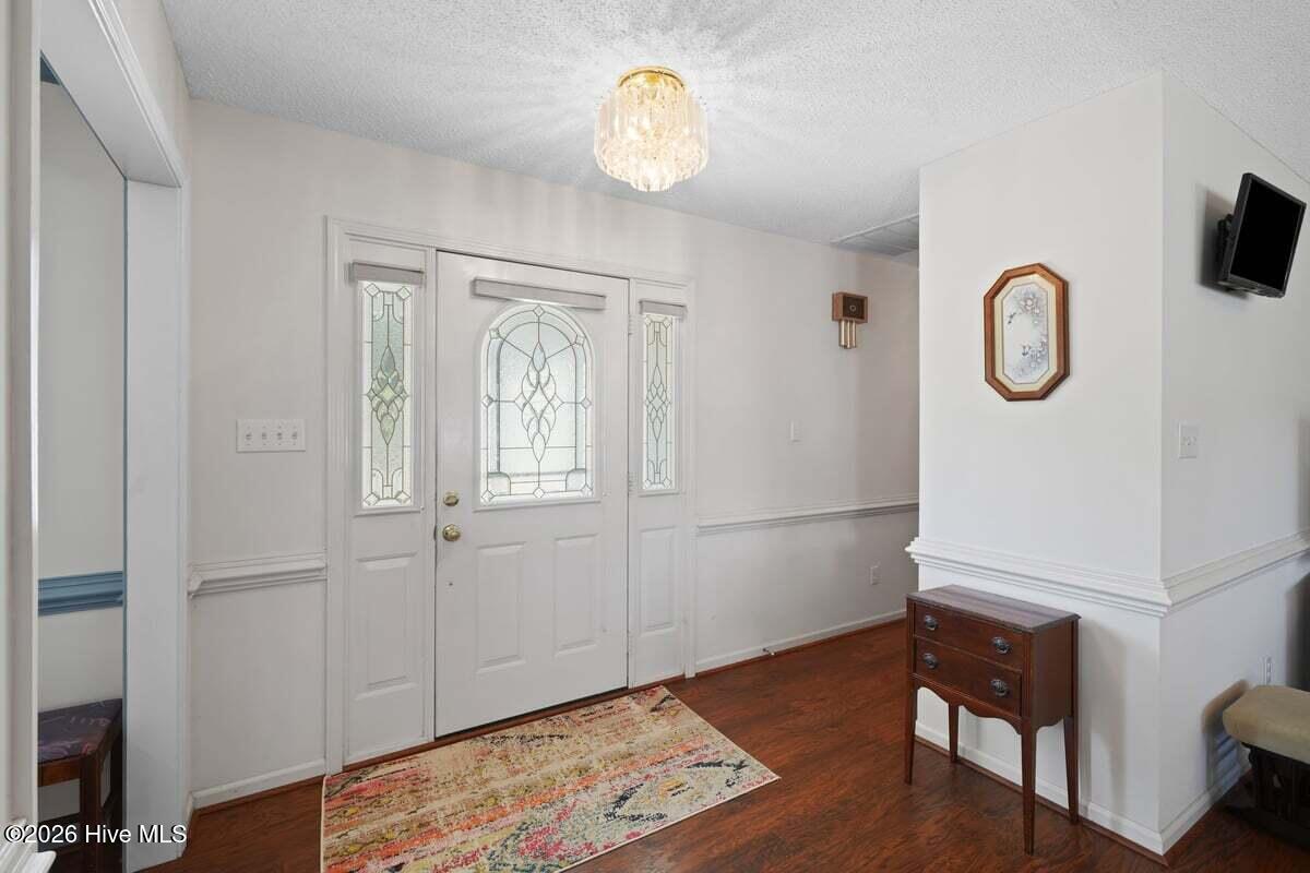 117 Clay Brook Drive Property Photo 19