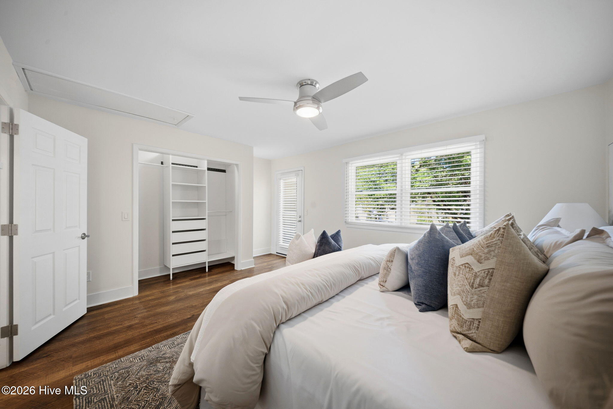 1800 Eastwood Road Apt 112 Property Photo 24
