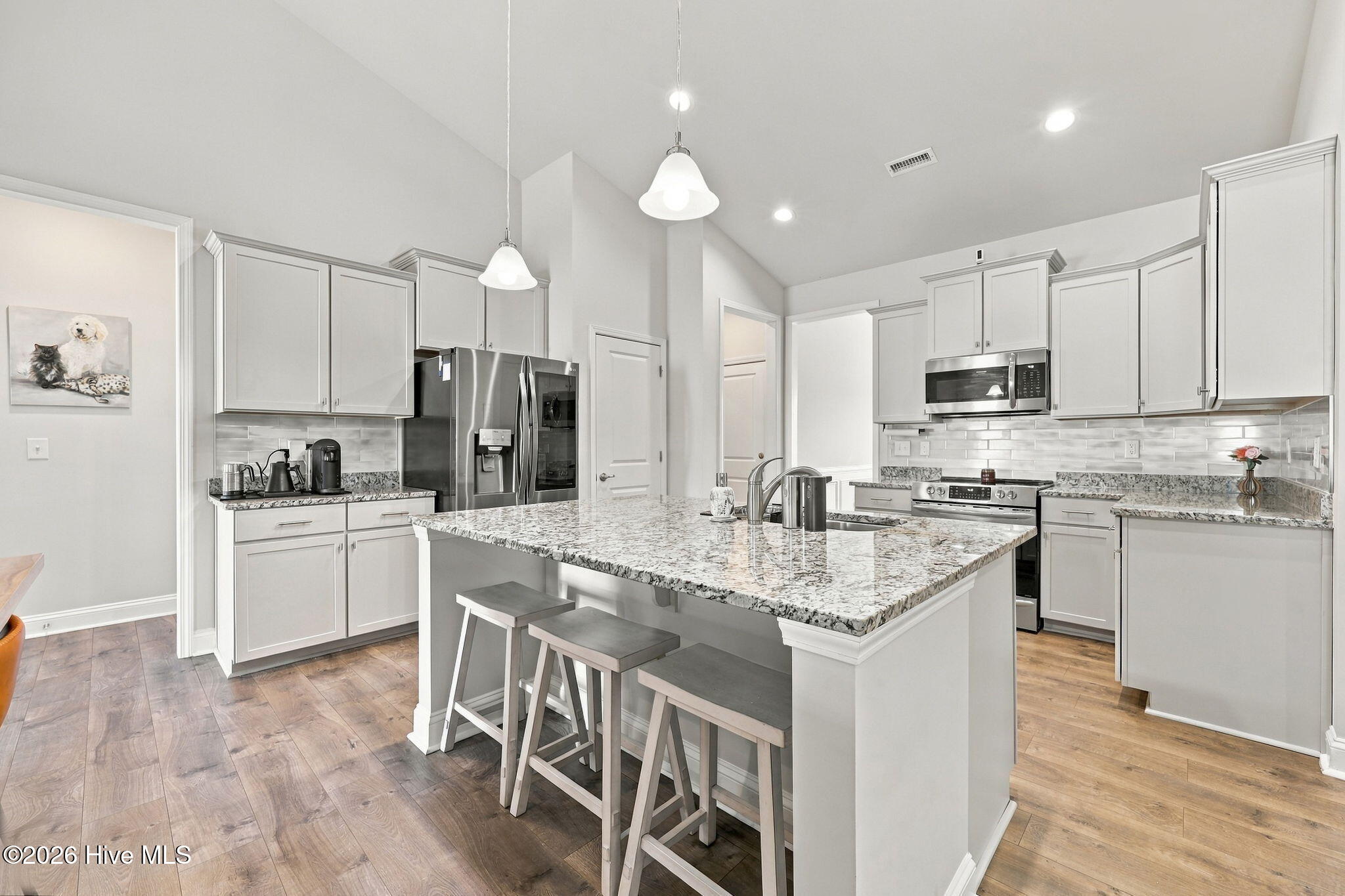 303 Hadley Drive Property Photo 4