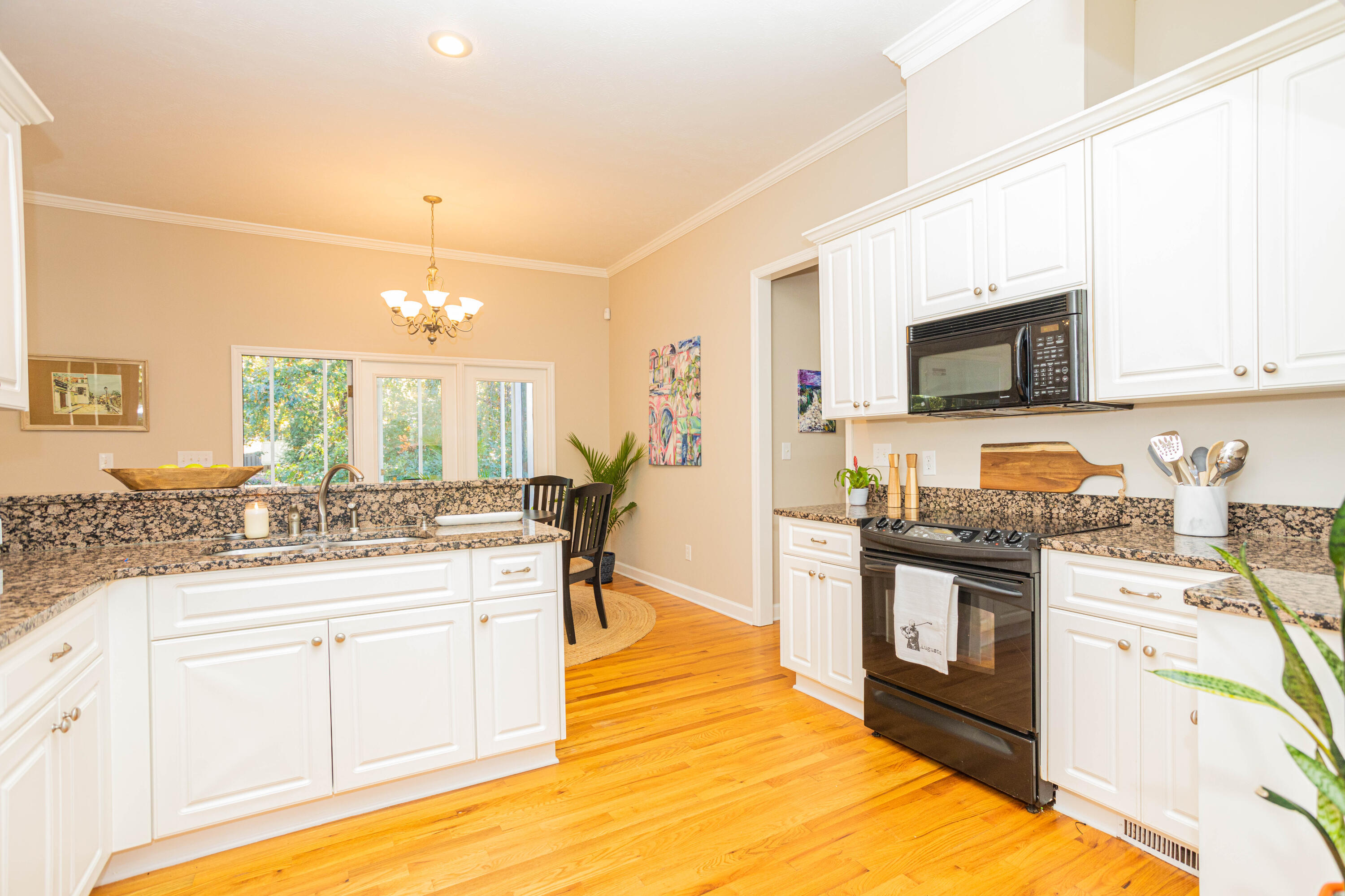 311 Burnhill Avenue Property Photo 13