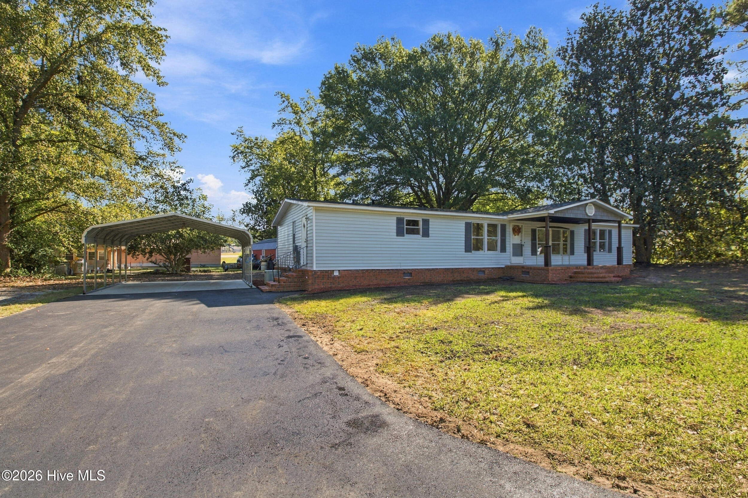 119 S Church Street Property Photo 4