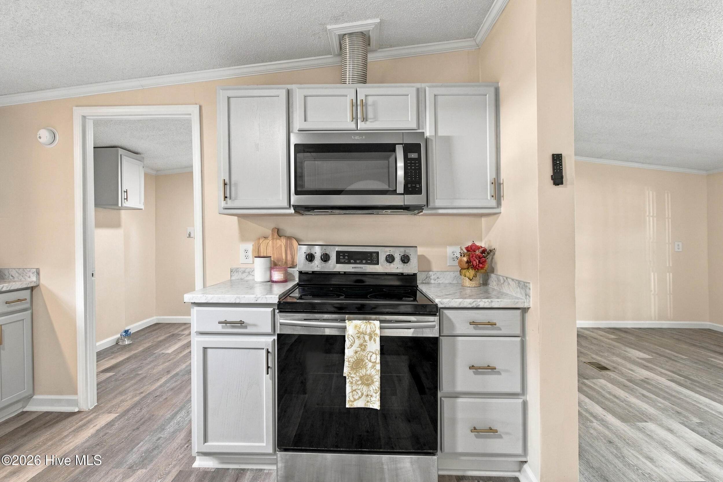 119 S Church Street Property Photo 11