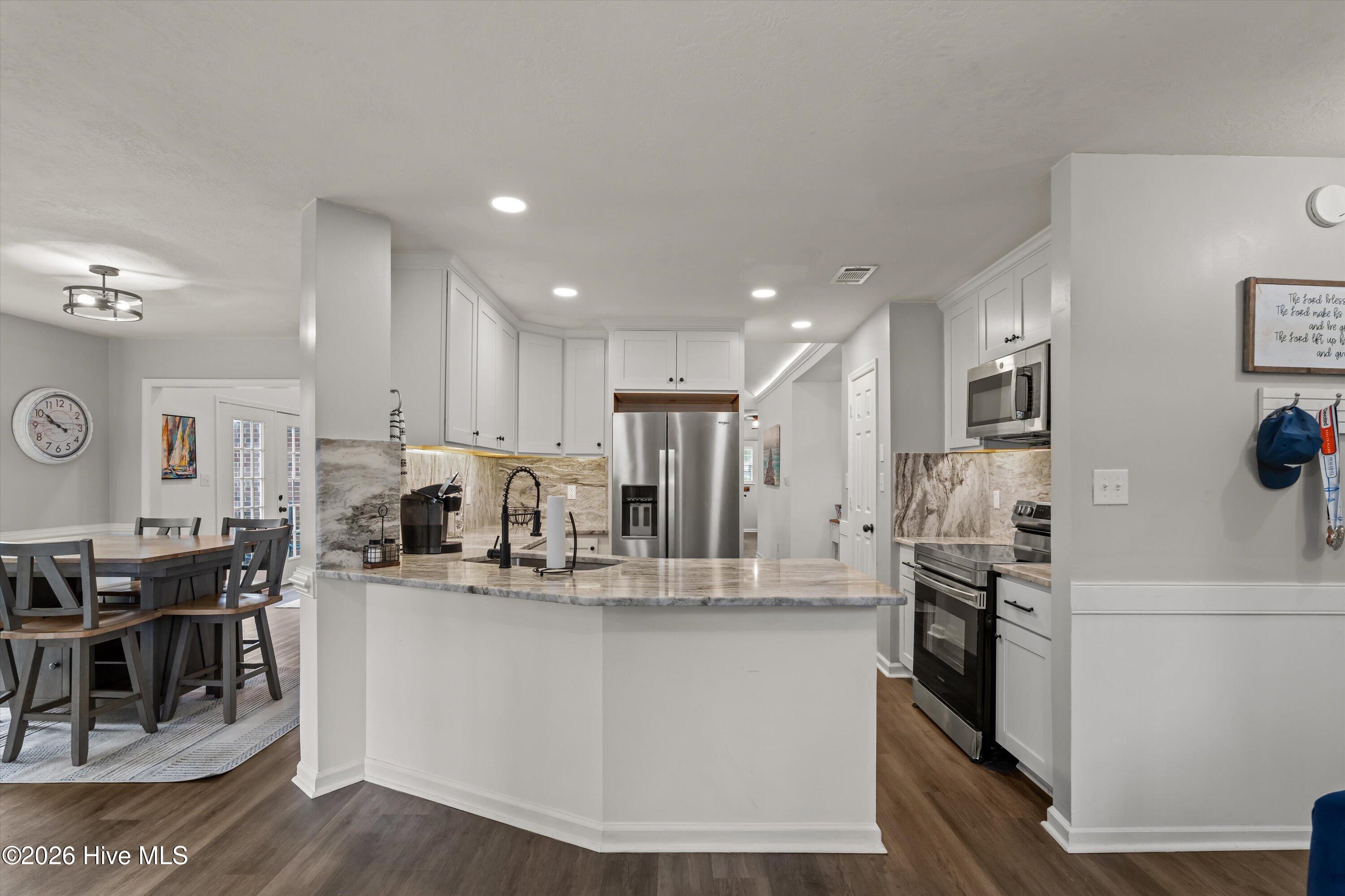 867 Chase Road Property Photo 18