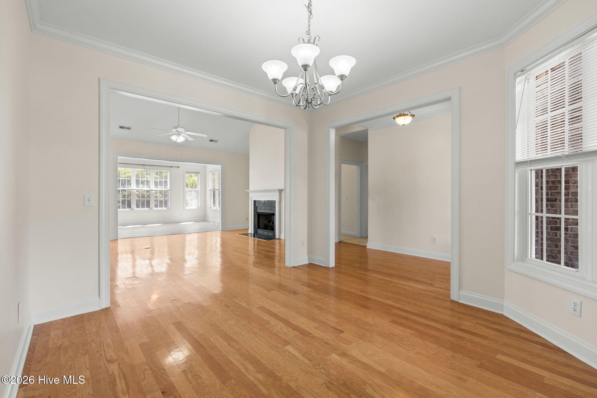 1052 Stonebridge Lane Property Photo 7