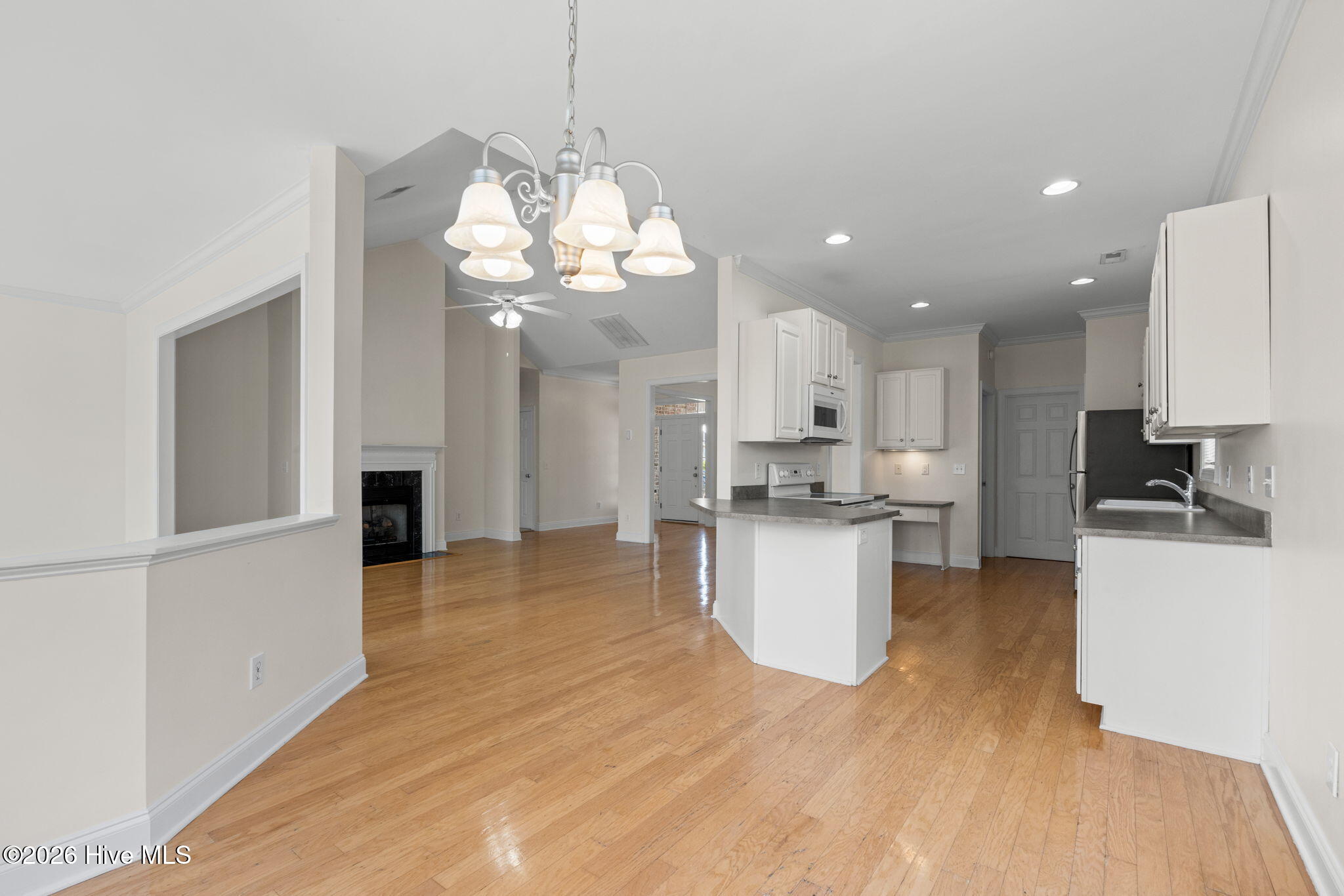 1052 Stonebridge Lane Property Photo 16