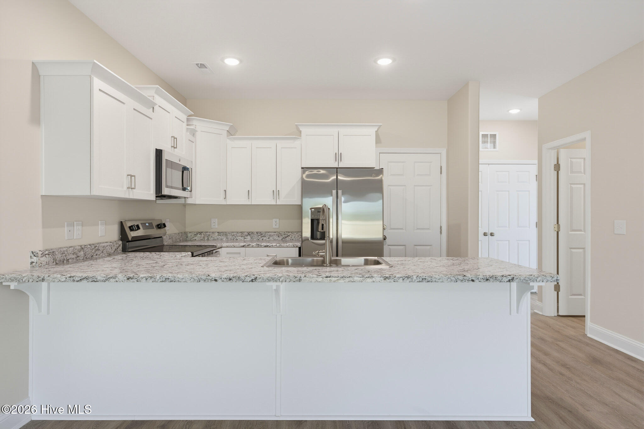 303 Coastal Reef Court Property Photo 7