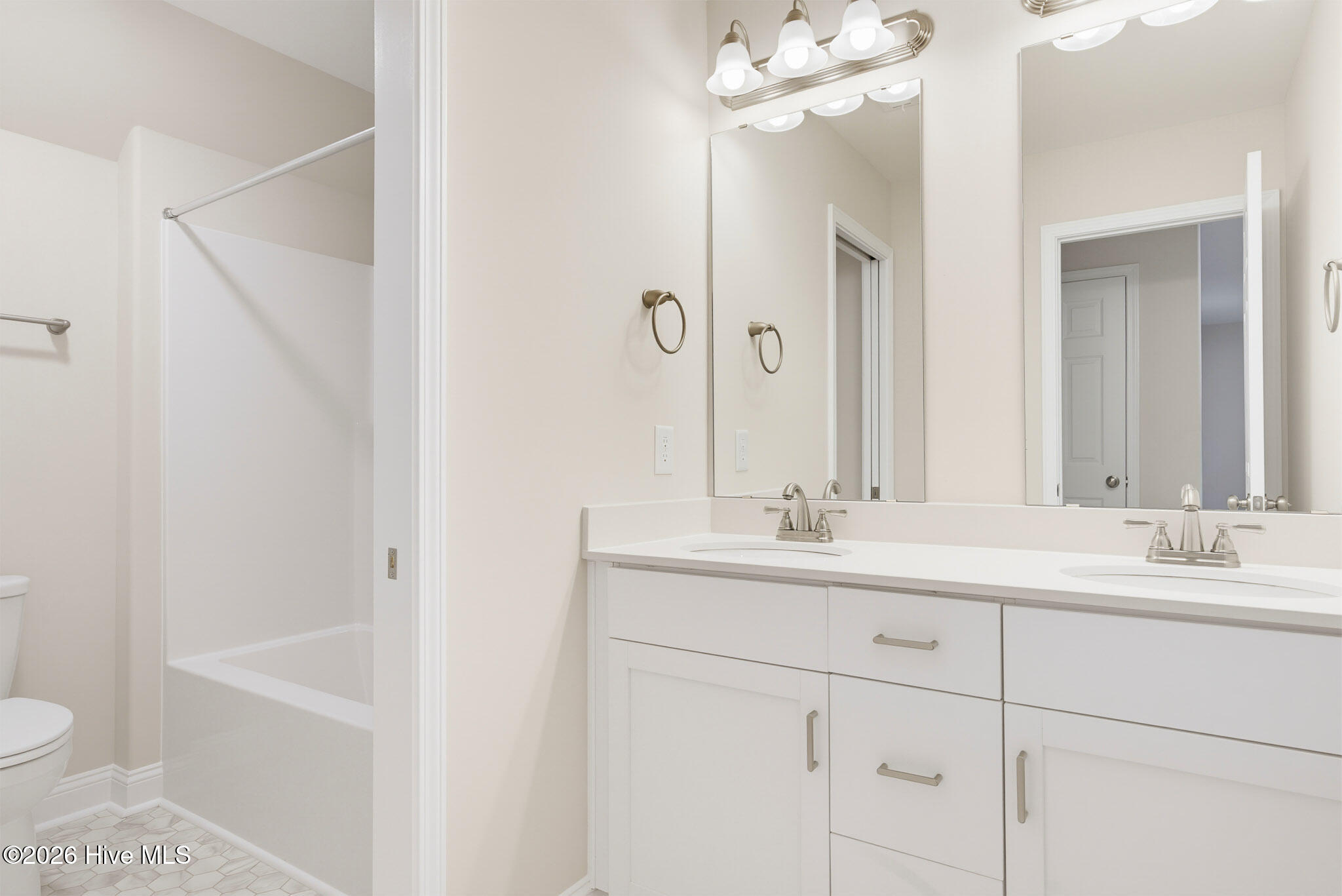 305 Coastal Reef Court Property Photo 17