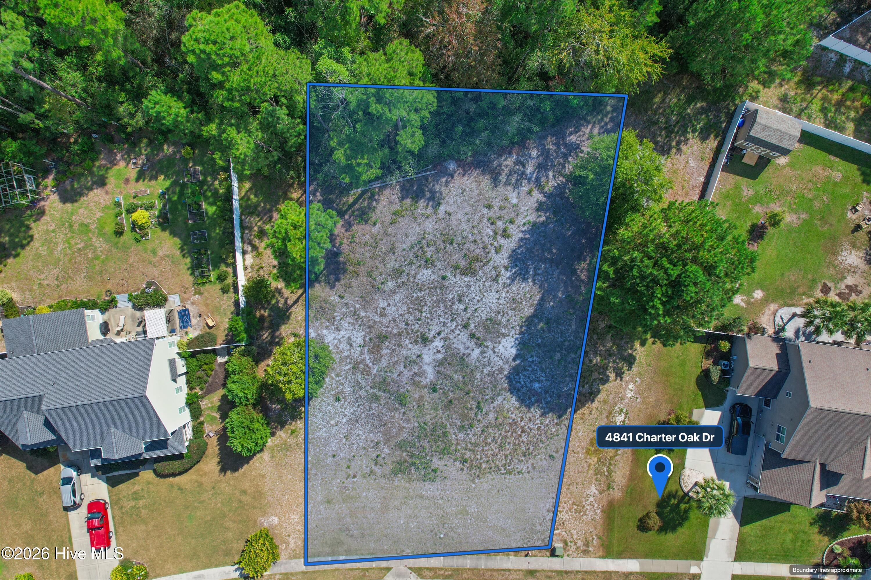 4841 Charter Oak Drive Property Photo 3