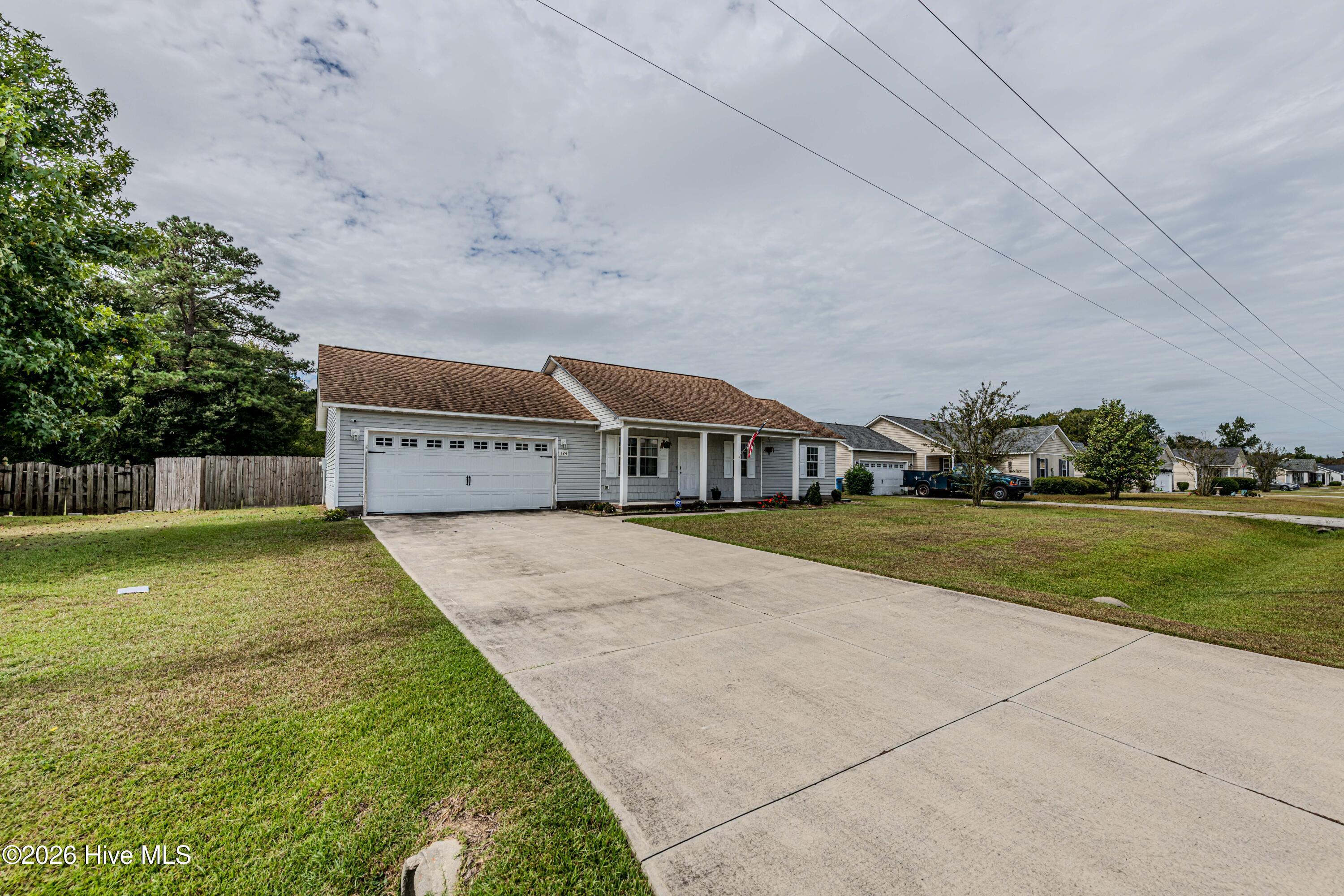 124 Eagle Ridge Drive Property Photo 2