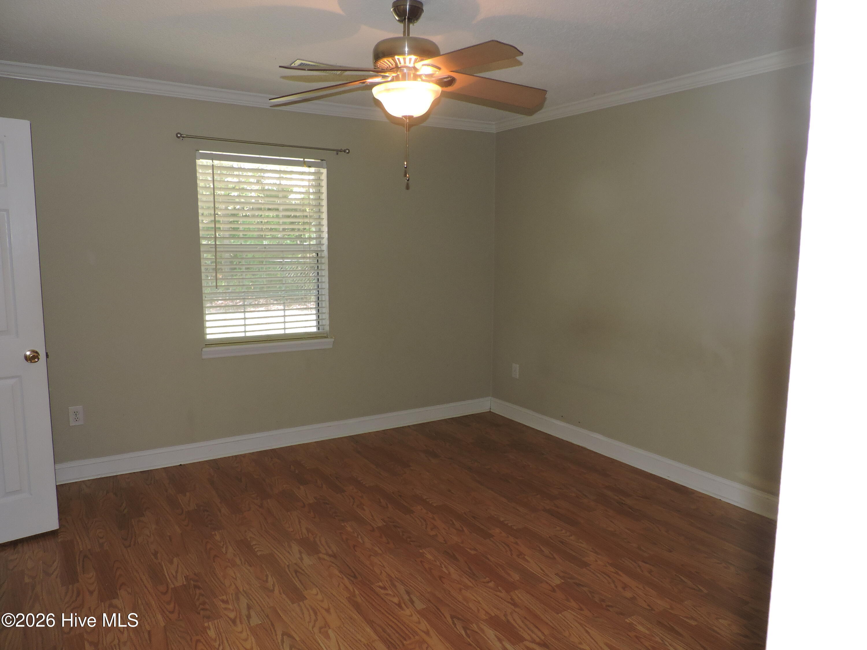 1206 Holden Drive B Property Photo 14