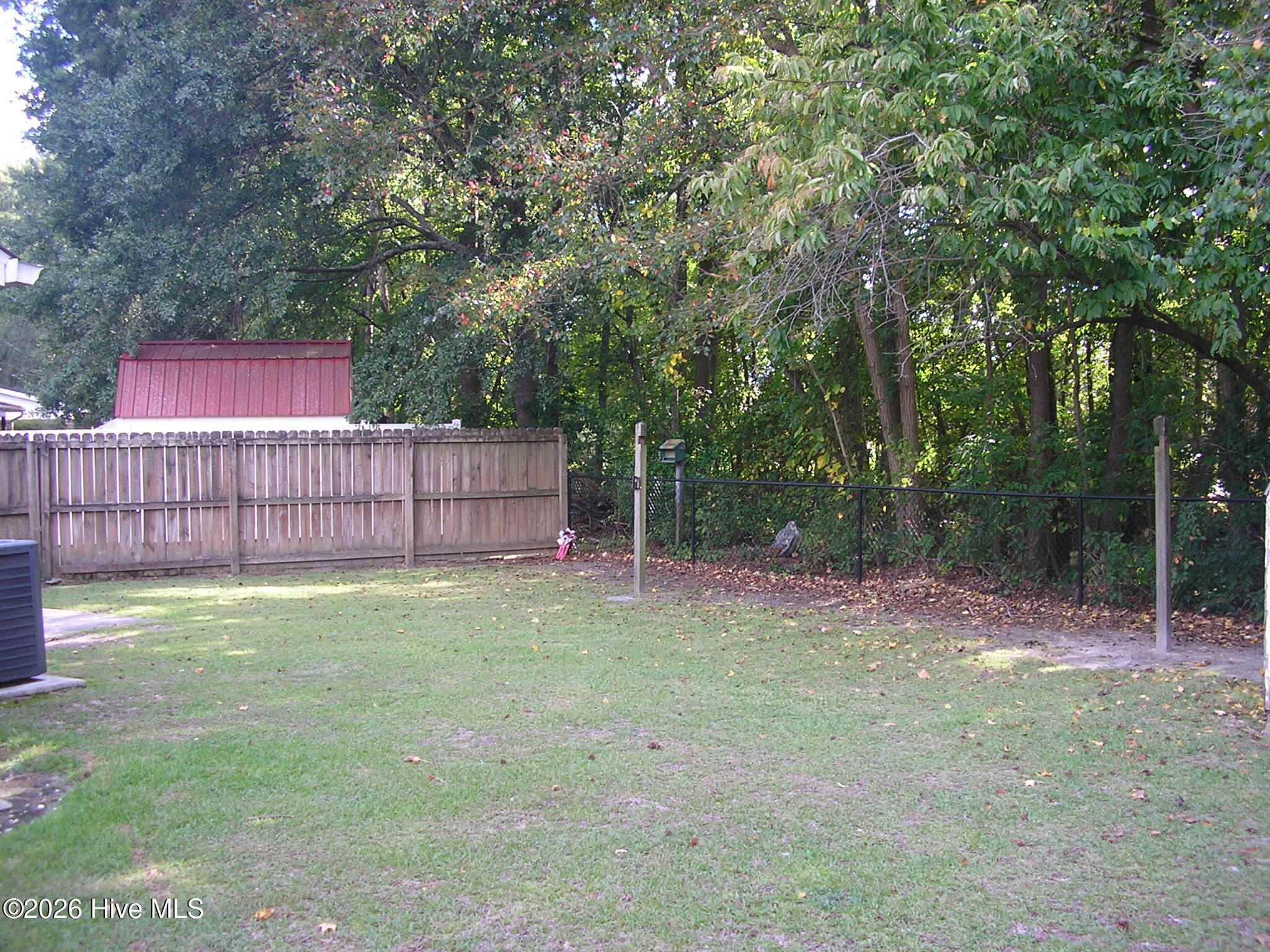 1206 Holden Drive B Property Photo 19