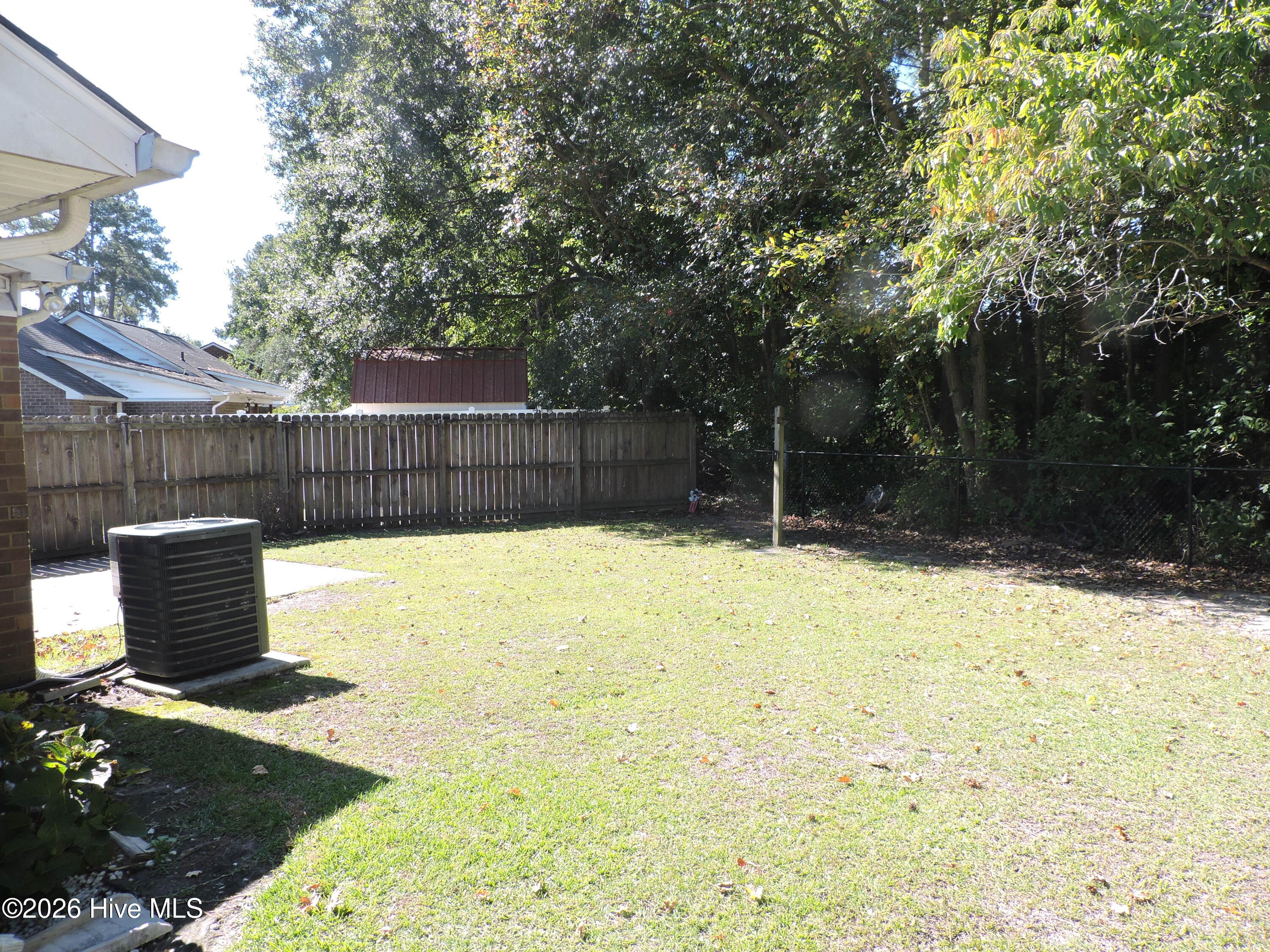 1206 Holden Drive B Property Photo 21