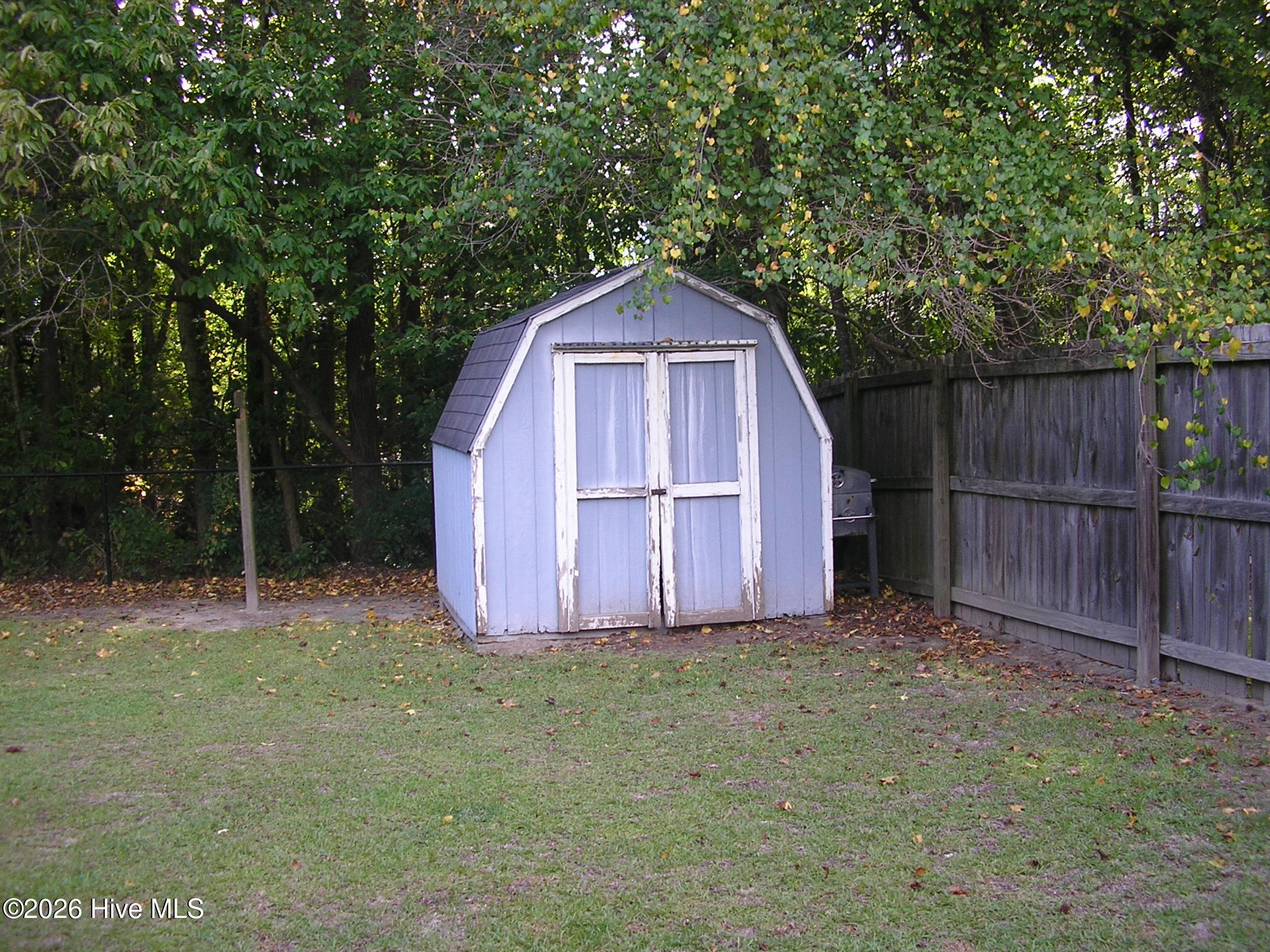 1206 Holden Drive B Property Photo 24