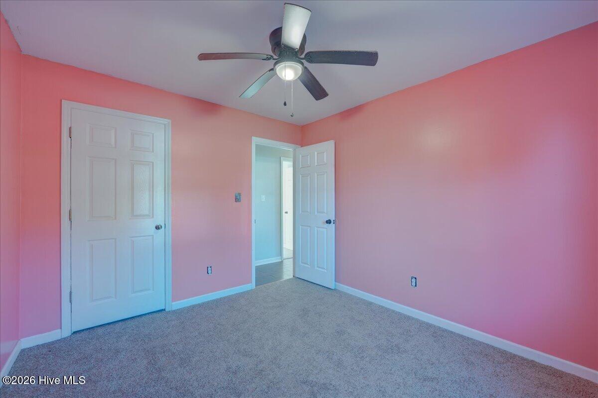 311 Deacon Court Property Photo 23