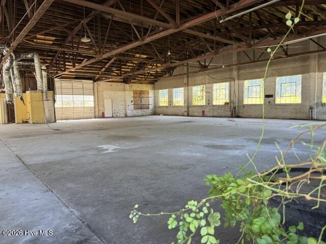 3865 Business 17 E Property Photo 7