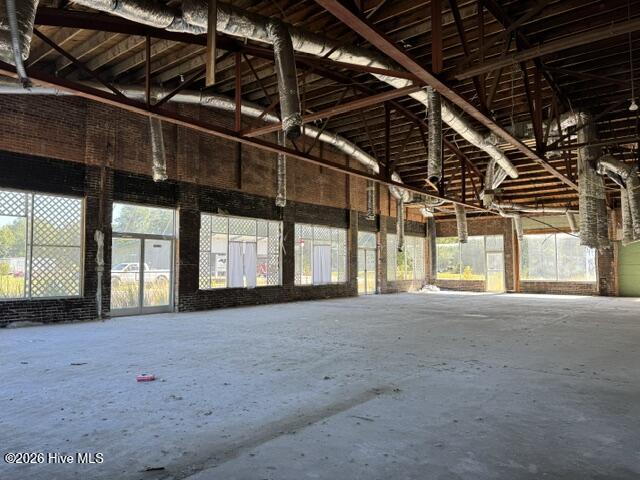 3865 Business 17 E Property Photo 8