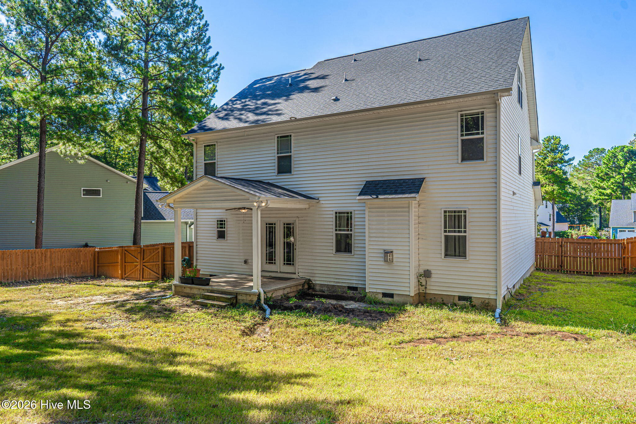 216 Vanderbuilt Court Property Photo 32