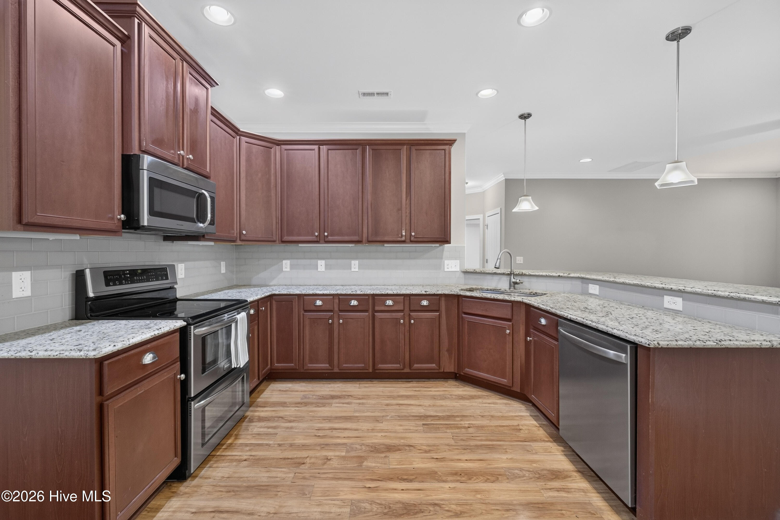 126 Summerset Landing Property Photo 15