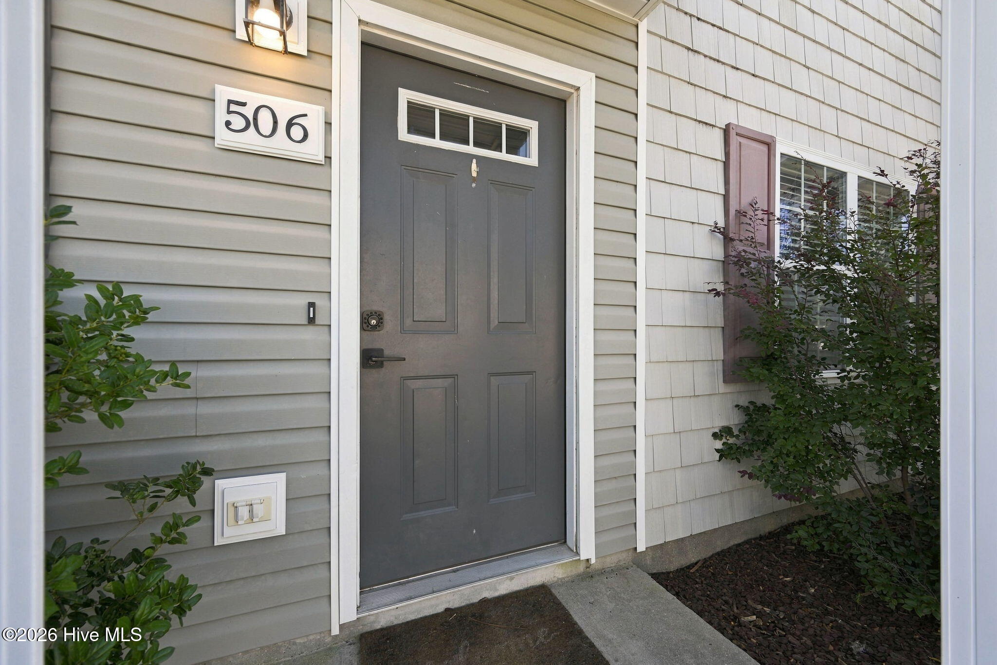 506 Oyster Rock Lane Property Photo 11