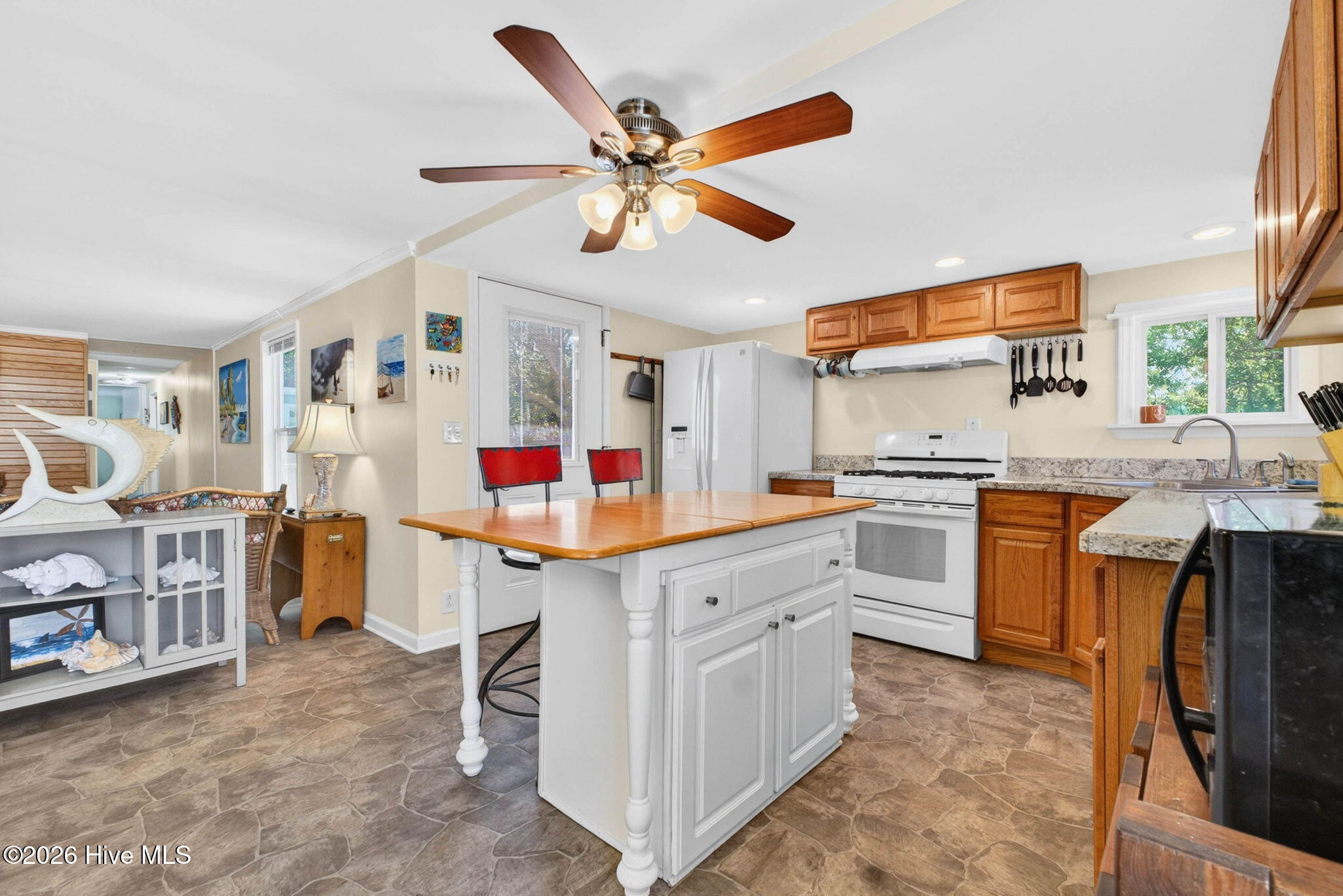 2495 Barracuda Street Sw Property Photo 2