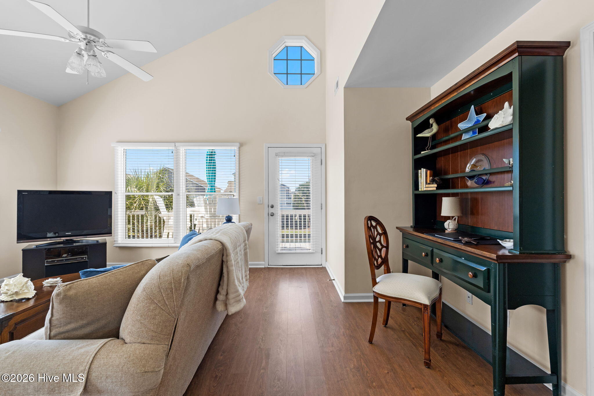 11 Atlantic Way Property Photo 8