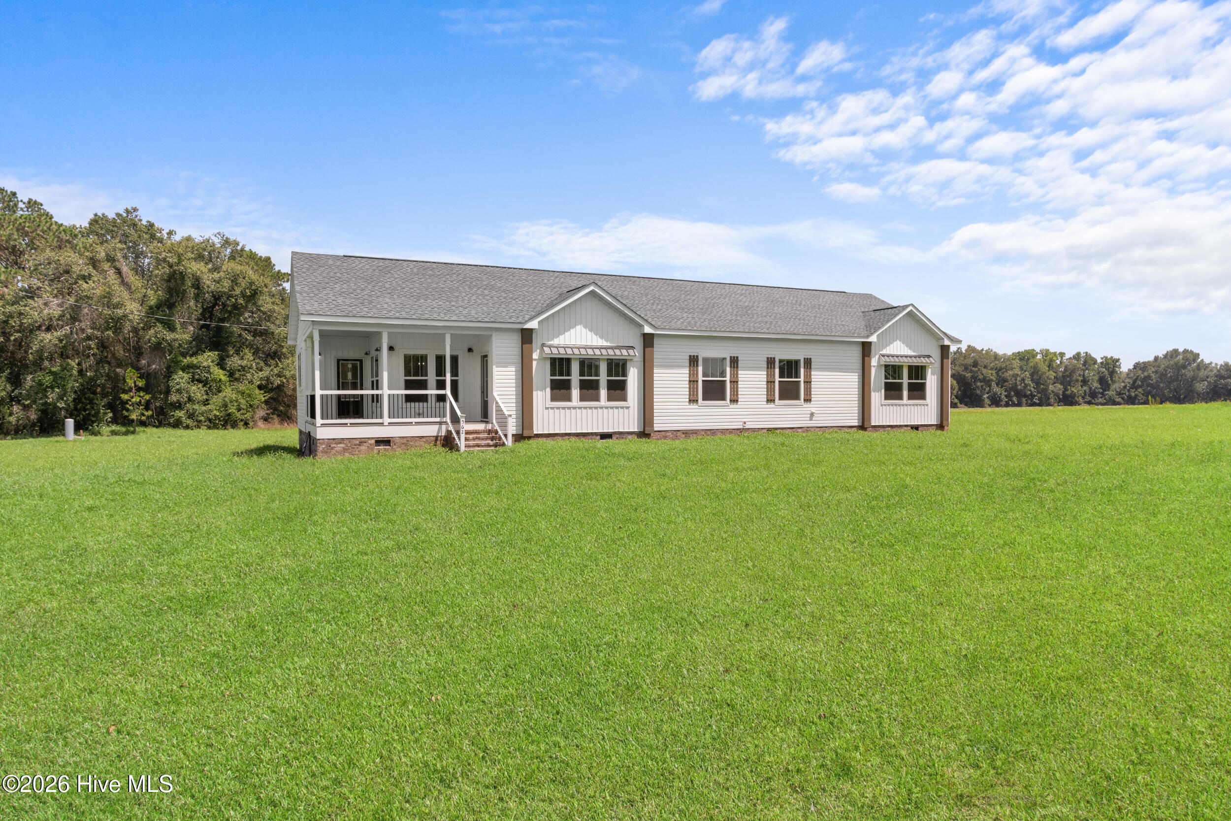 562 Sinkhole Road Property Photo 1