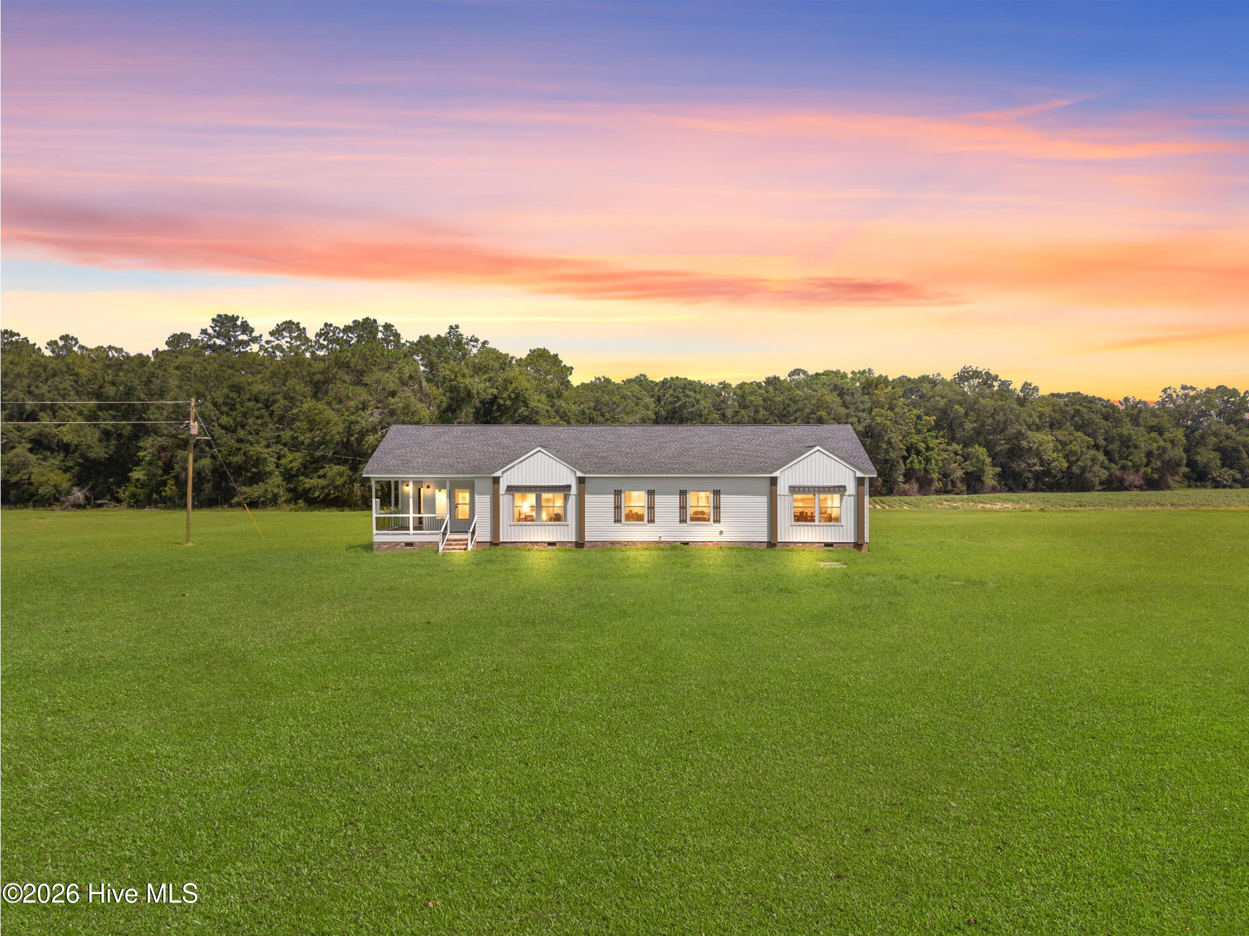 562 Sinkhole Road Property Photo 2