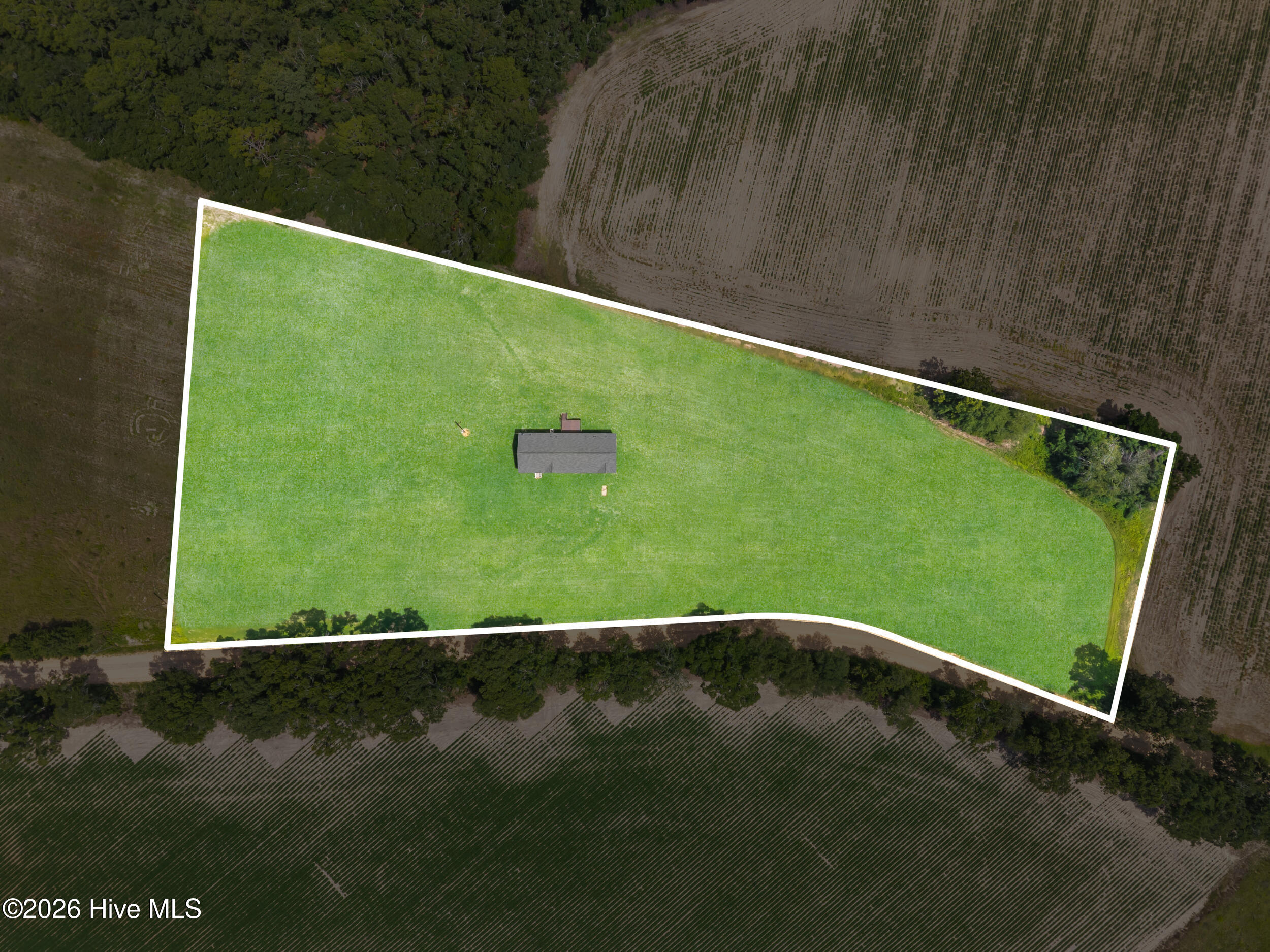 562 Sinkhole Road Property Photo 3