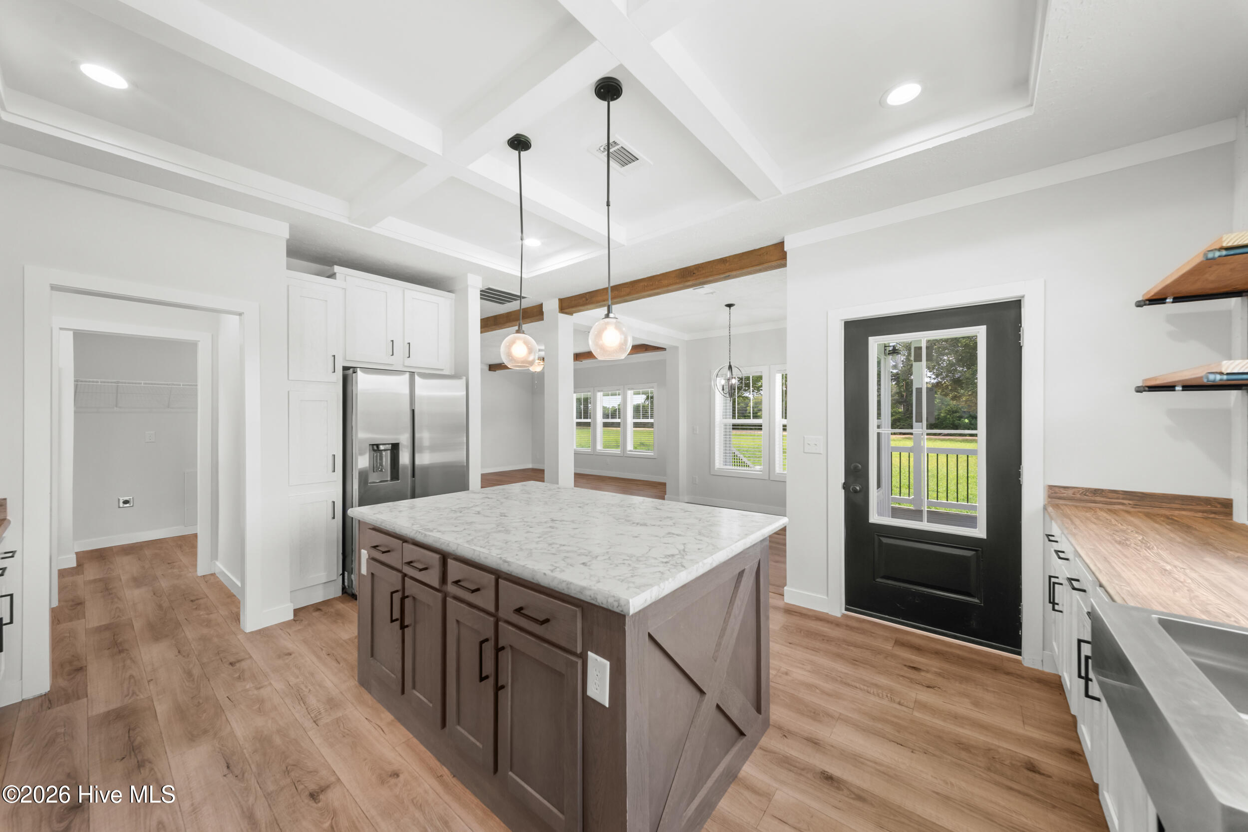 562 Sinkhole Road Property Photo 10