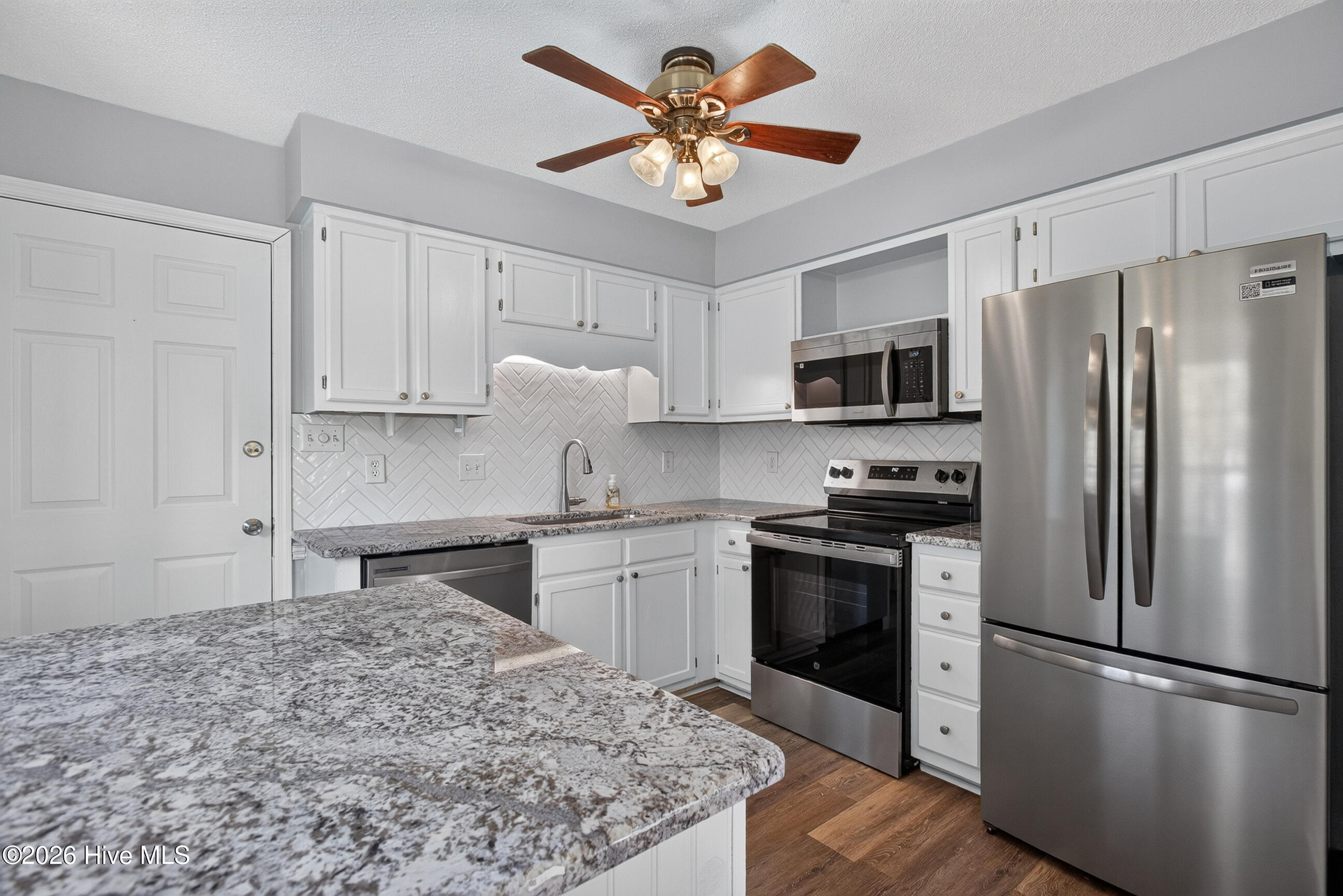 811 Gadwell Loop Property Photo 4