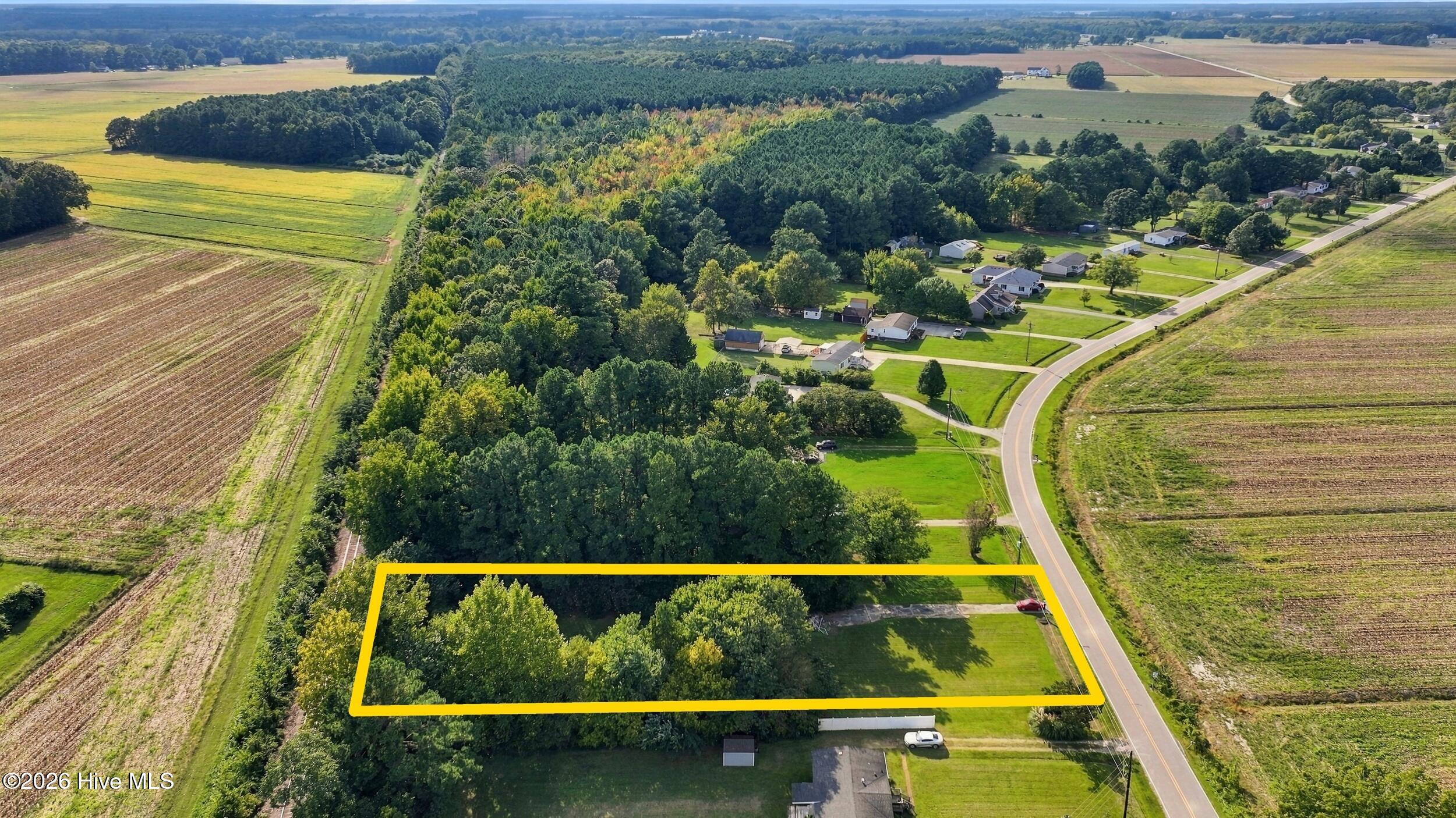 404 Pasquotank Station Road Property Photo 3