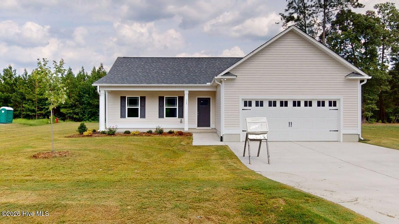 308 Grand Oaks Drive Property Photo 1