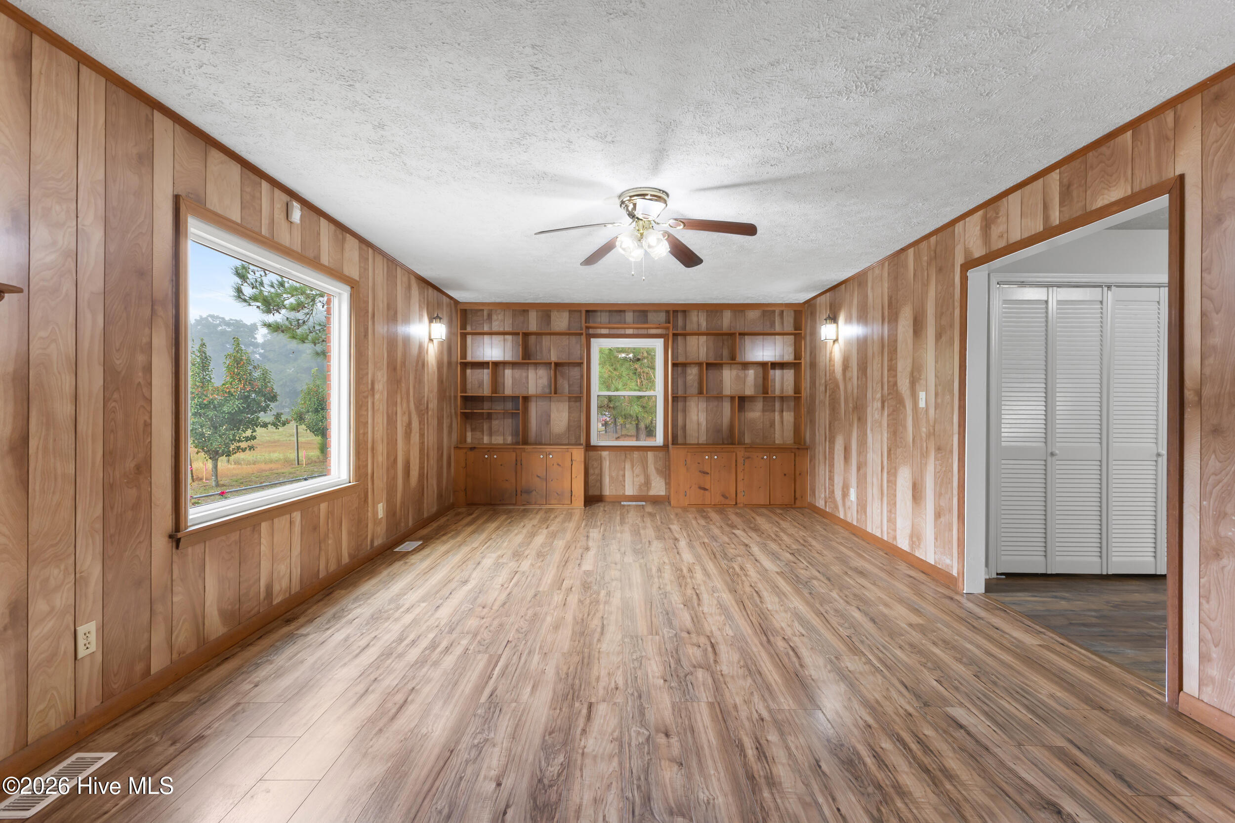 4846 General Howe Highway Property Photo 6