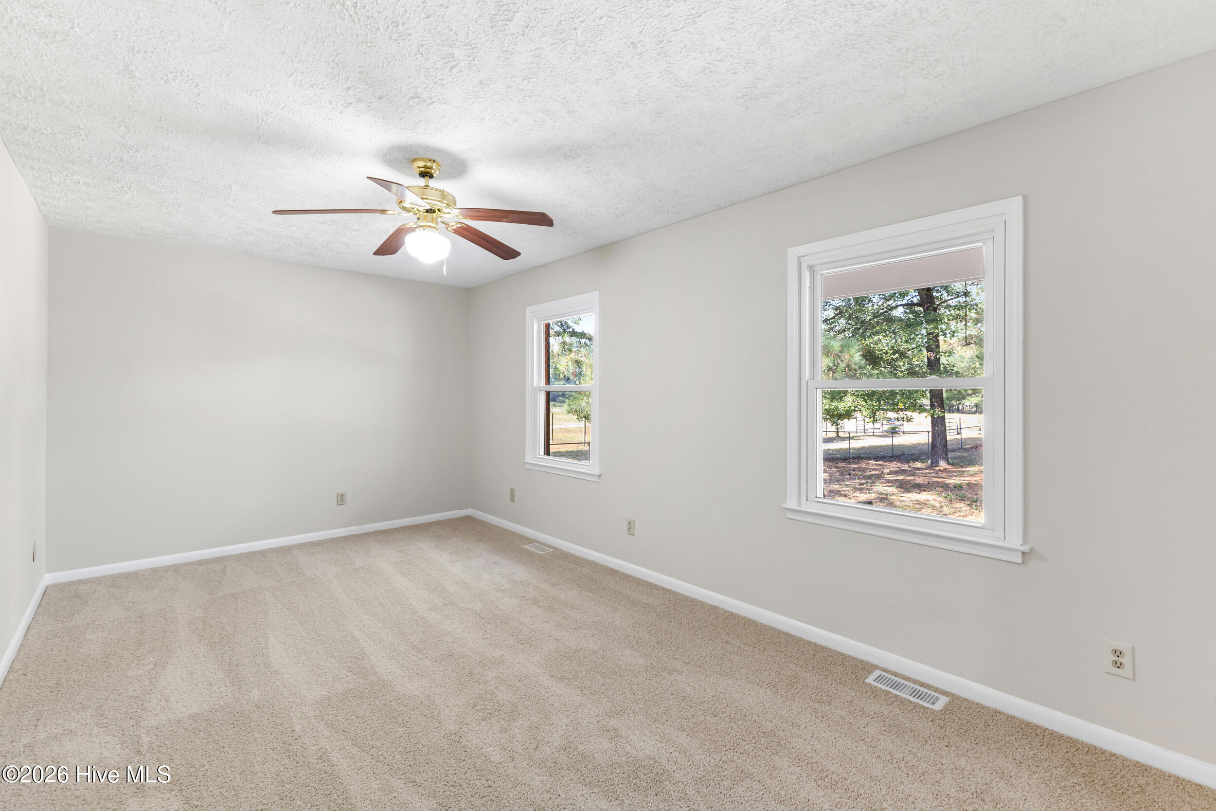 4846 General Howe Highway Property Photo 19