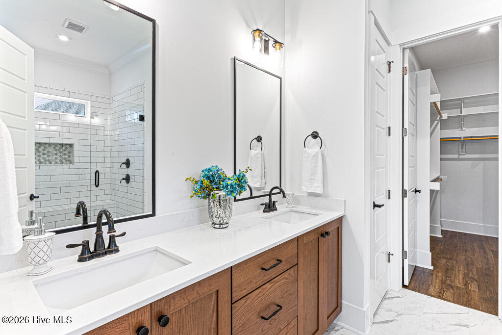 275 Hollycrest Drive Property Photo 24