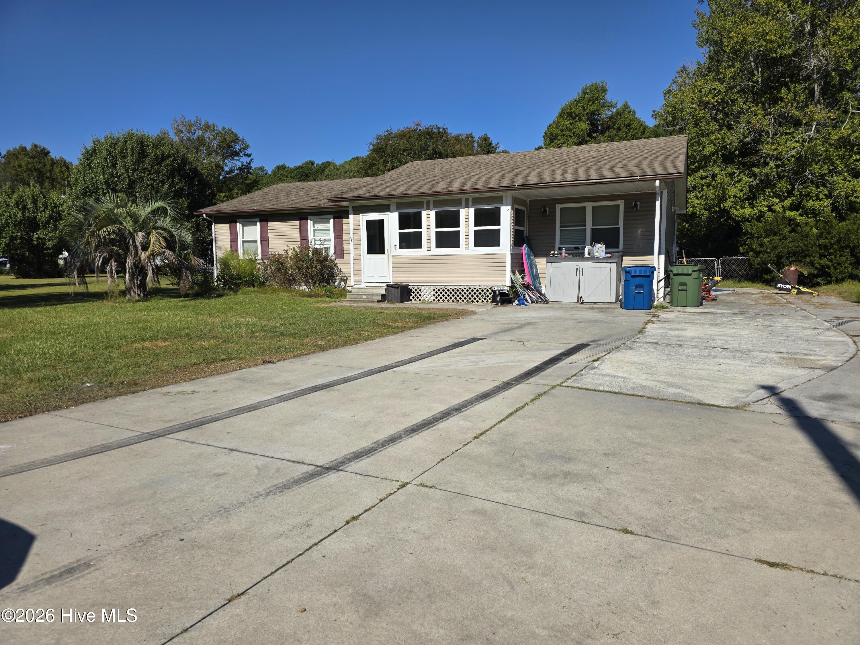 1431 Old Folkstone Road Property Photo 1