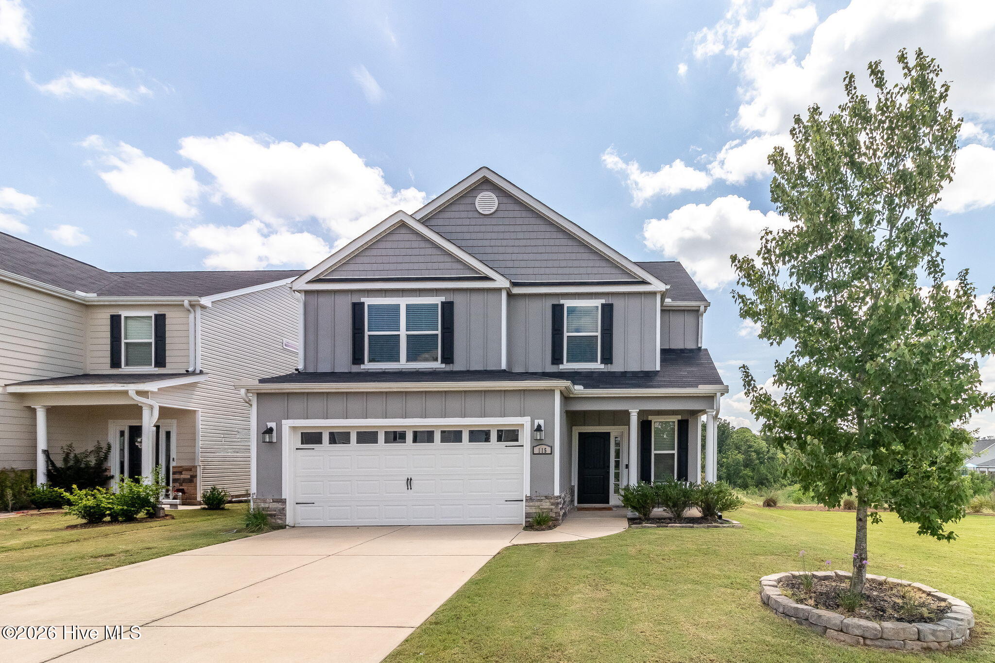 115 Dublin Loop Property Photo 1