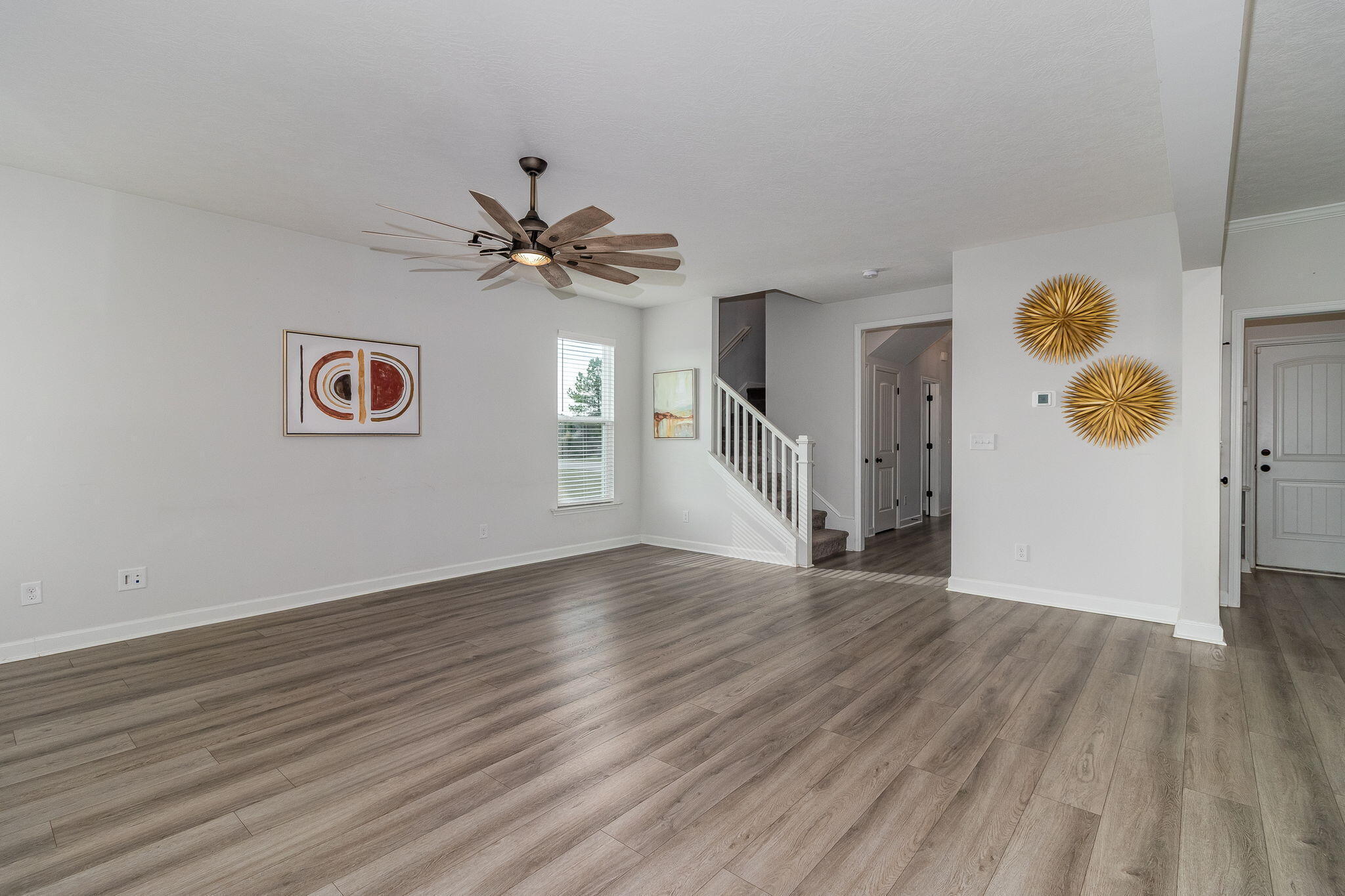 115 Dublin Loop Property Photo 9